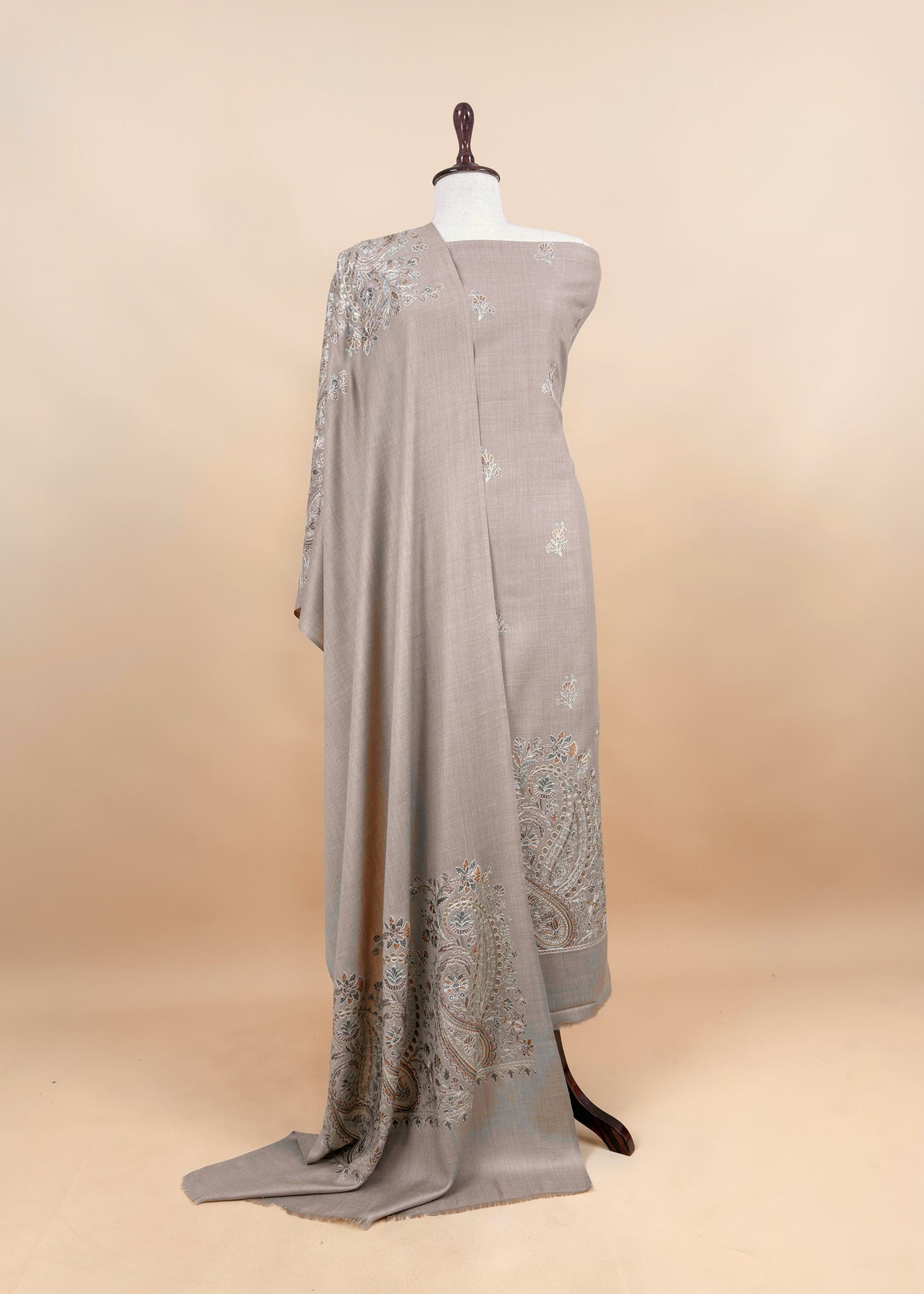 Mauve Unstitched Woolen Suit With Aari Embroidery Work