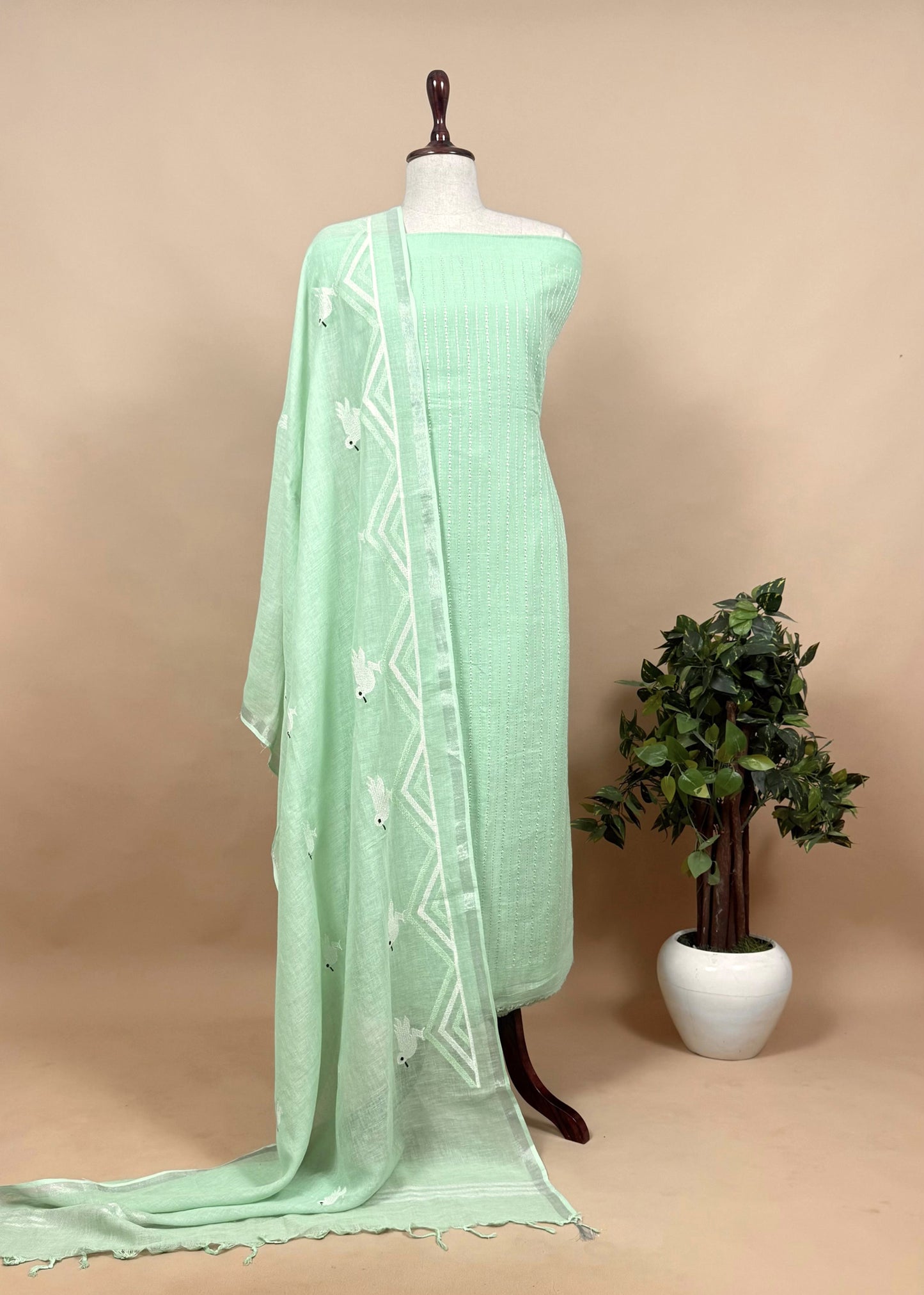 Green Kantha Embroidered Chidiya Unstitched Suit In Linen