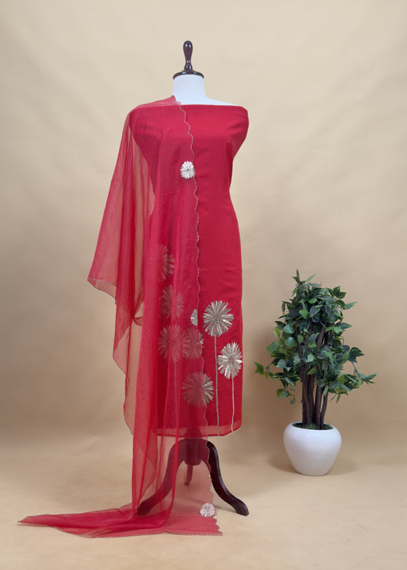 Pink Chanderi kurta with Organza Dupatta Having Zari Embroidery