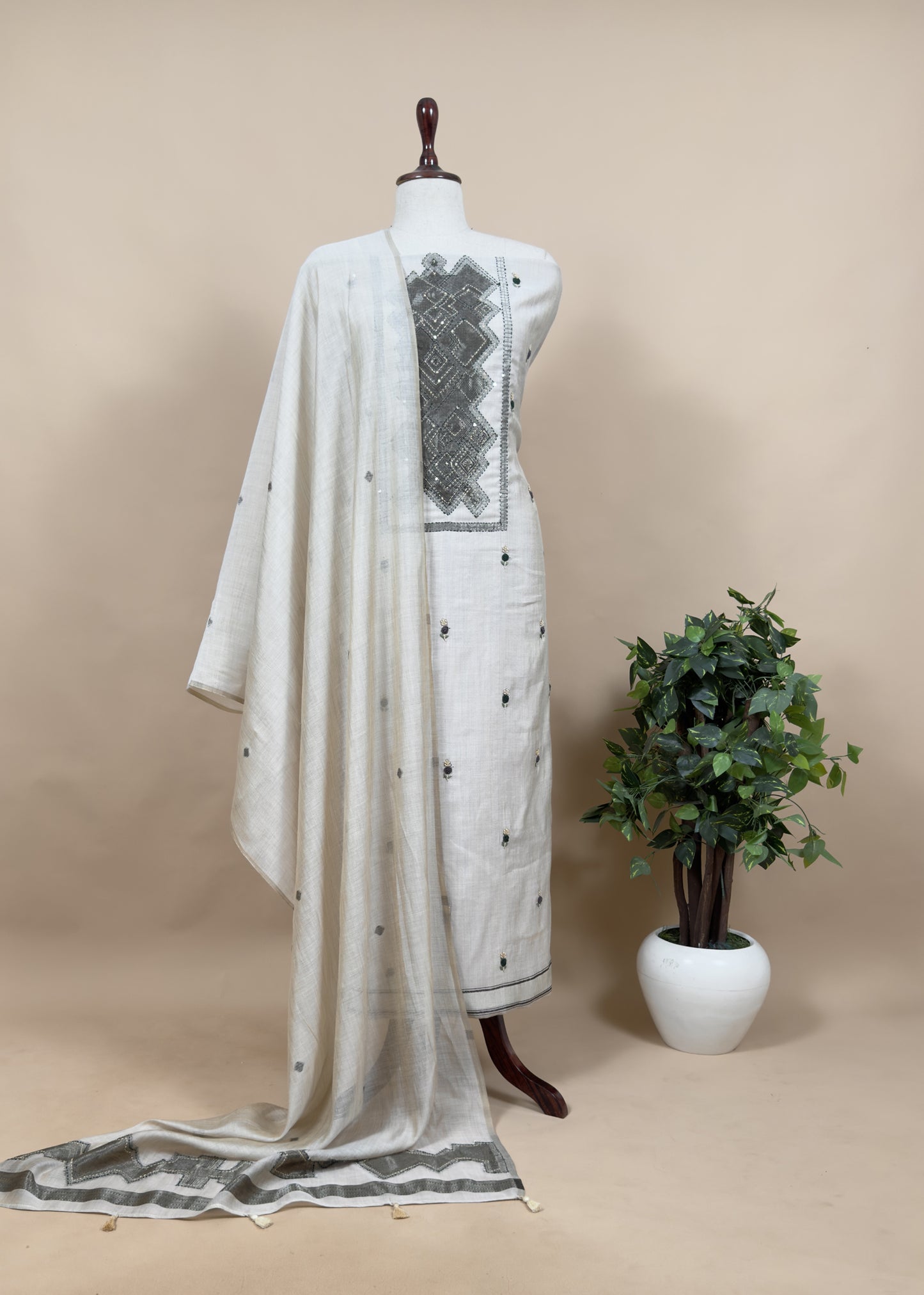 summer wear jamdani suit at the best price