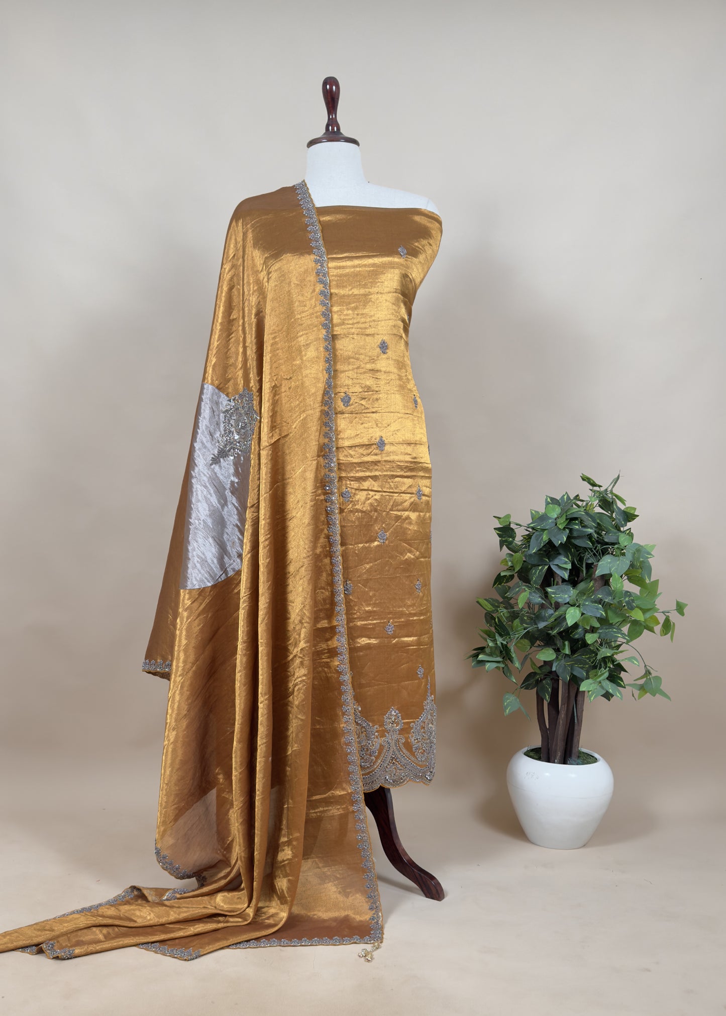 Unstitched Tissue Suit Set