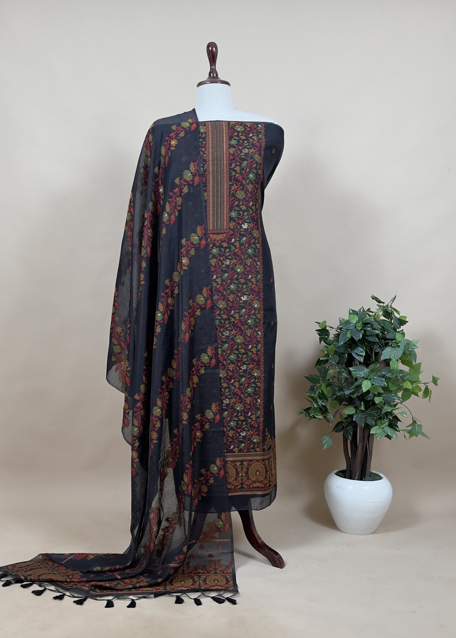 Timeless Wedding Suits For Ethnic Wardrobe