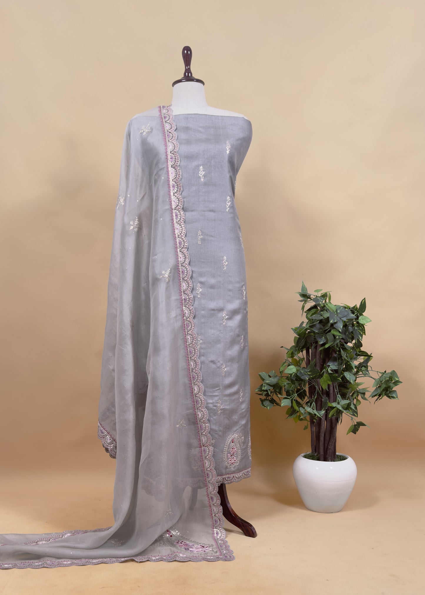 Grey Handloom Silk Paisley Handwork Suit Set With Aari And Pitta Handwork