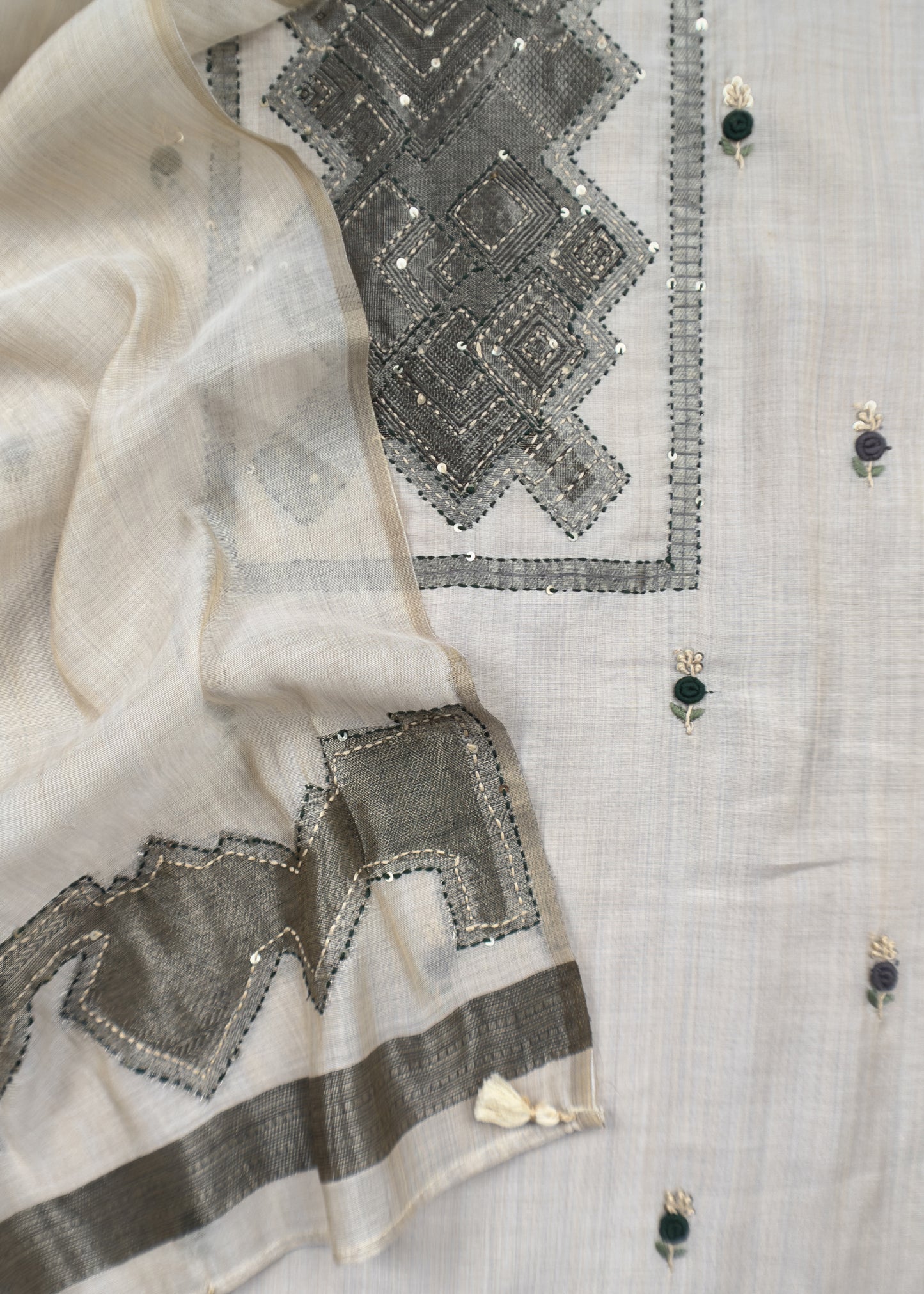 Premium quality jamdani suit for women