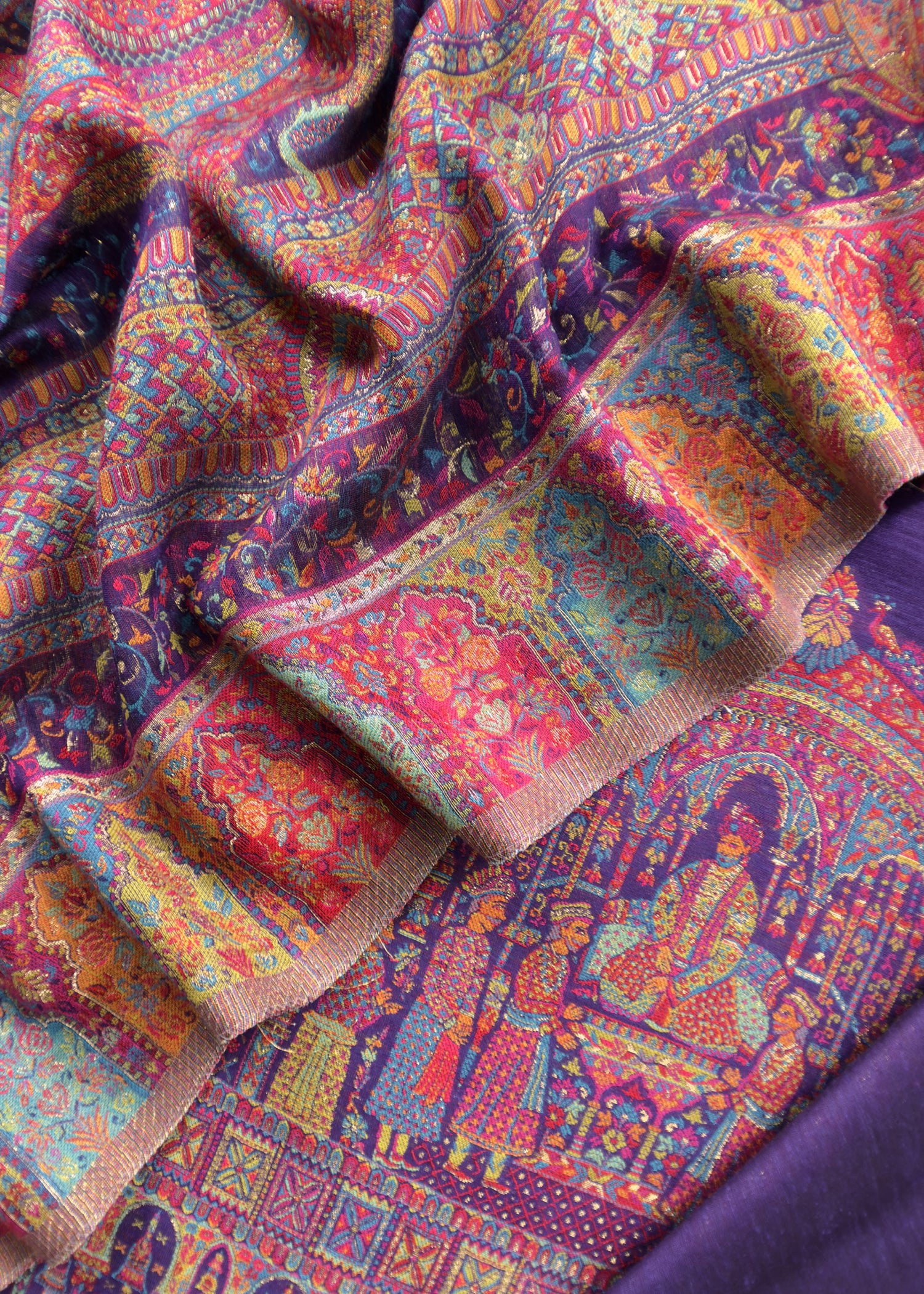 kani silk suit at the best price