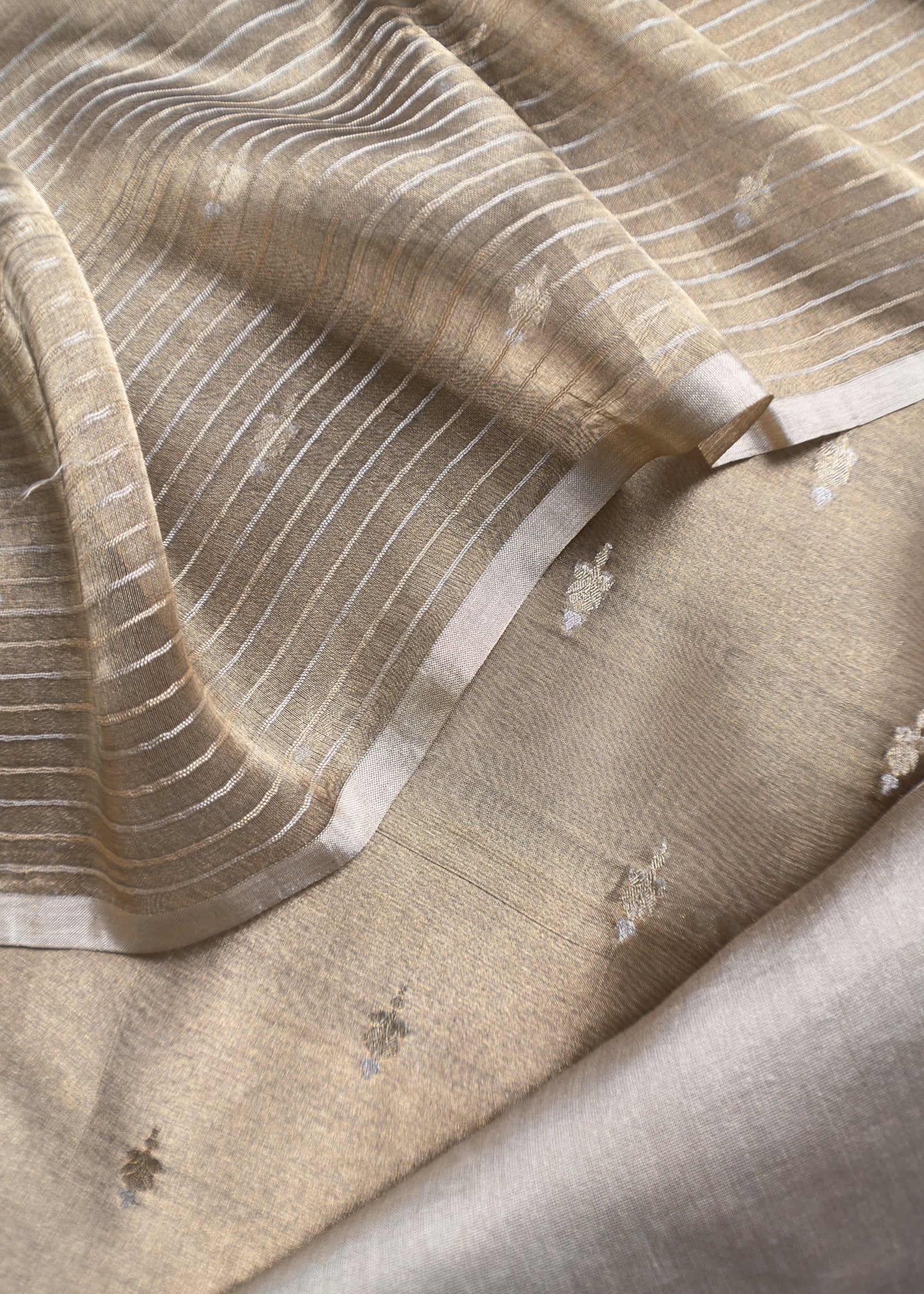 Buy wedding wear suit in tissue fabric