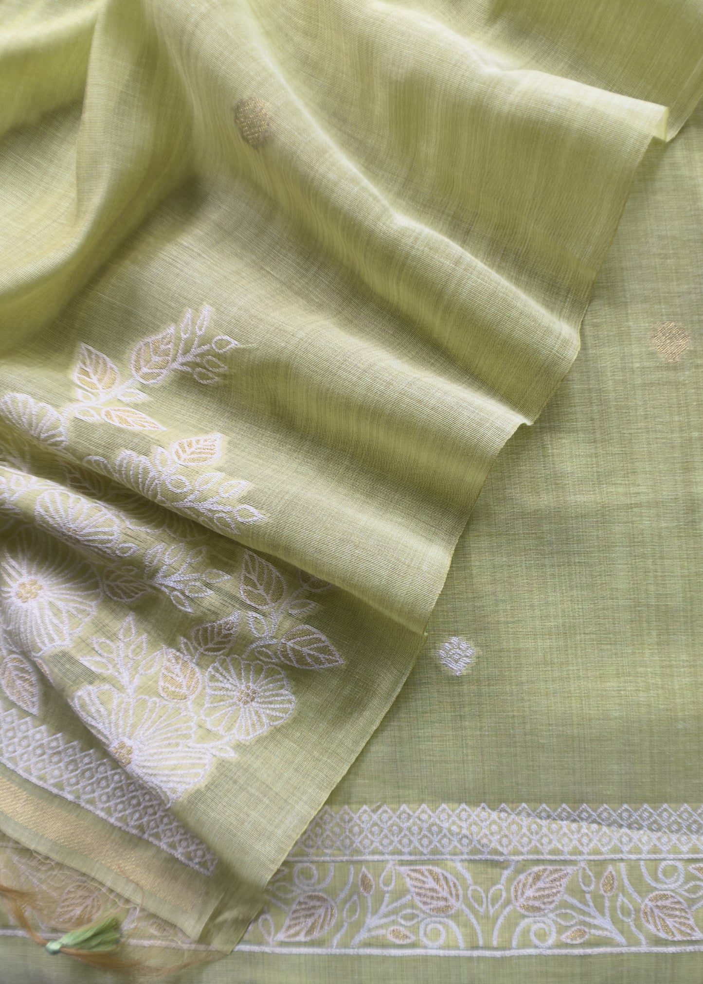 Light Green Jamdani Weaved Suit Fabric In Linen Chanderi