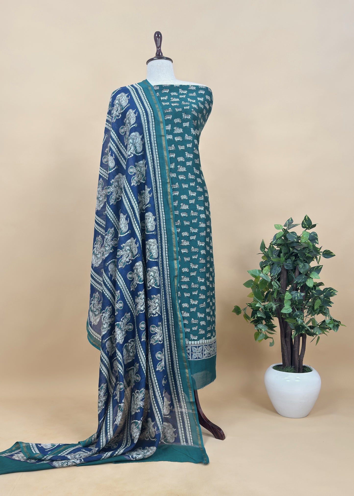 Green pichwai Maheshwari Silk Unstitched Suit With Natraj Kalamkari Dupatta