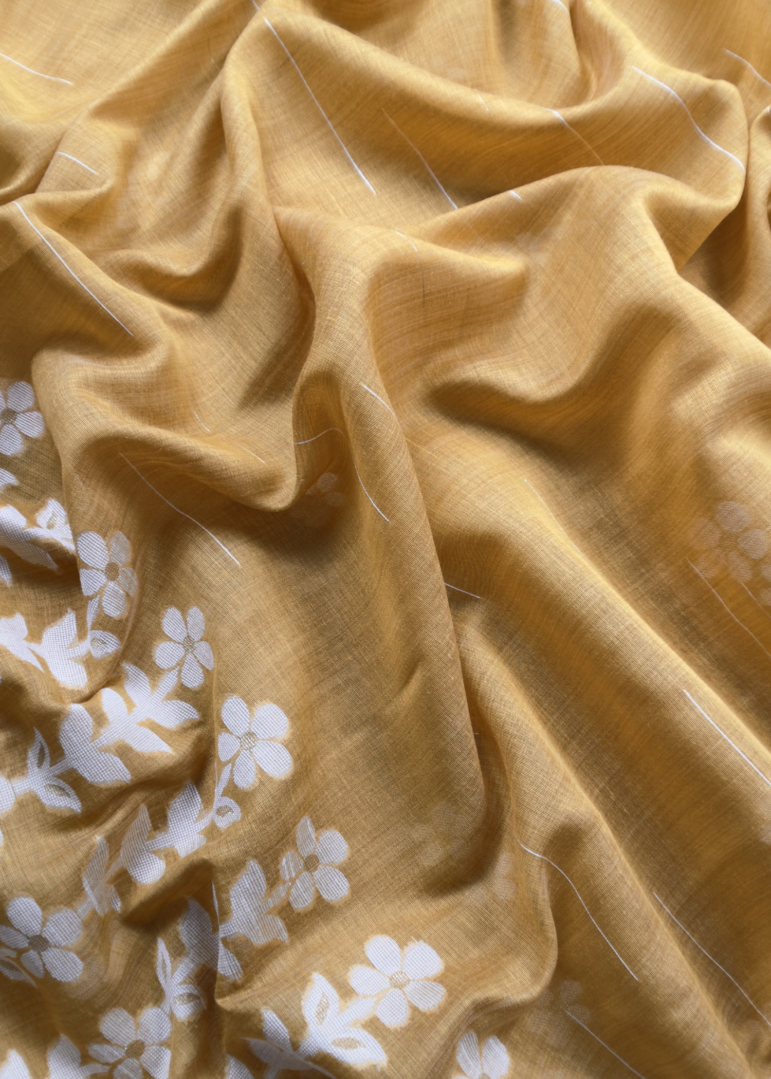 jamdani weaved suit for gifting mom