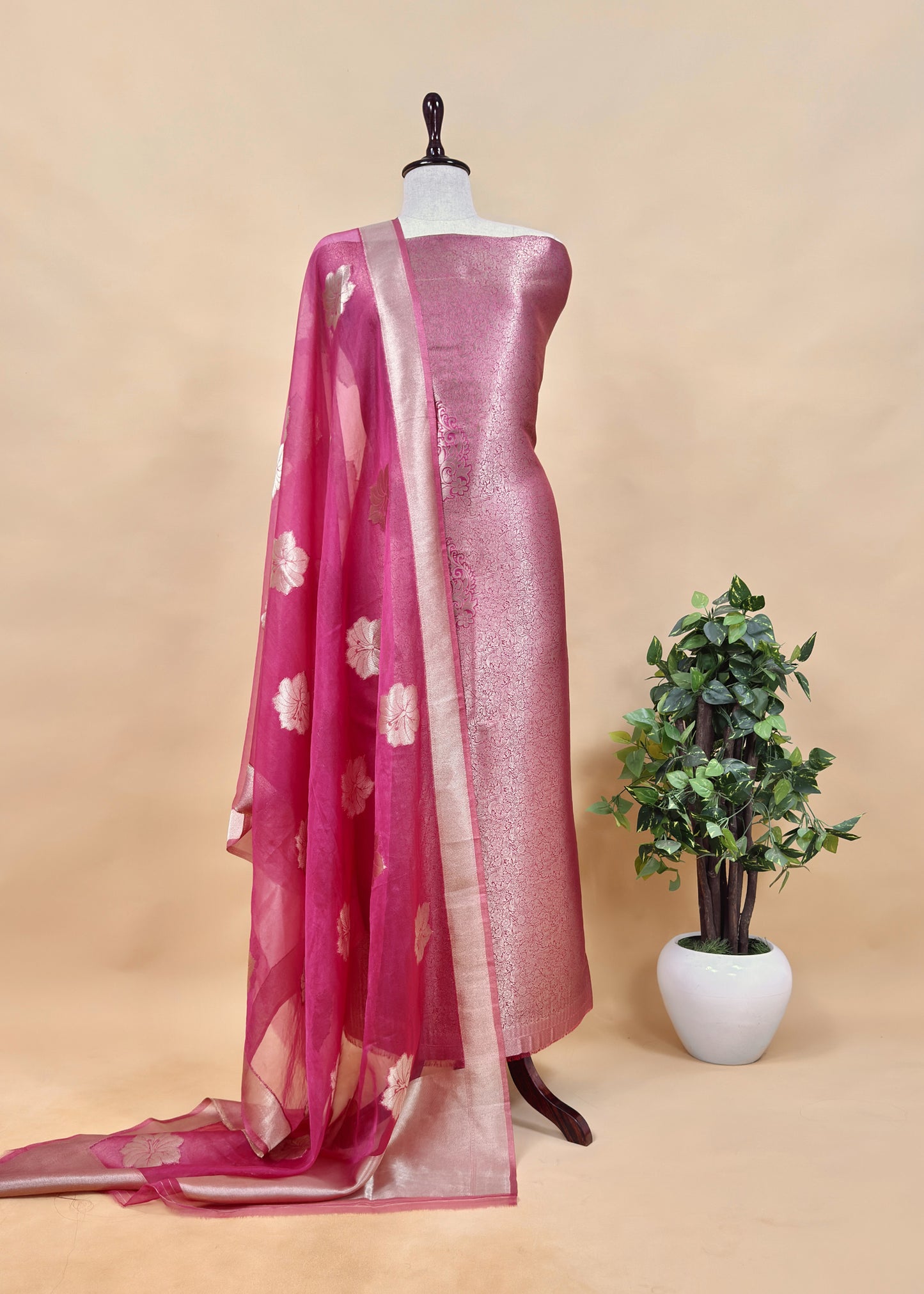 Pink Brocade Kurta With Organza Dupatta