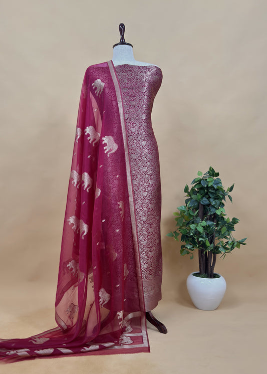 Redish Pink Brocade Kurta With Organza Dupatta