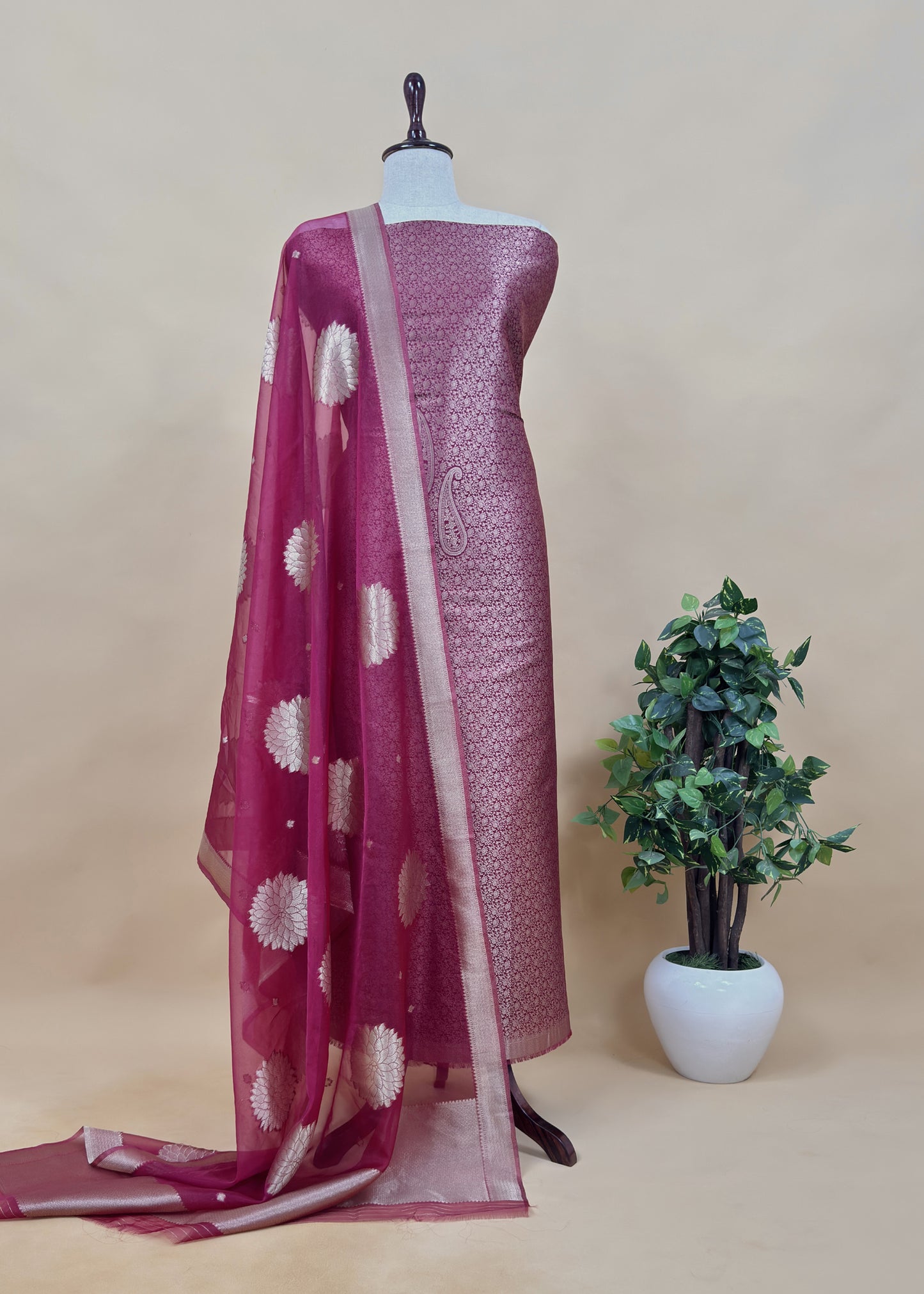 Redish Pink Brocade Kurta With Organza Dupatta