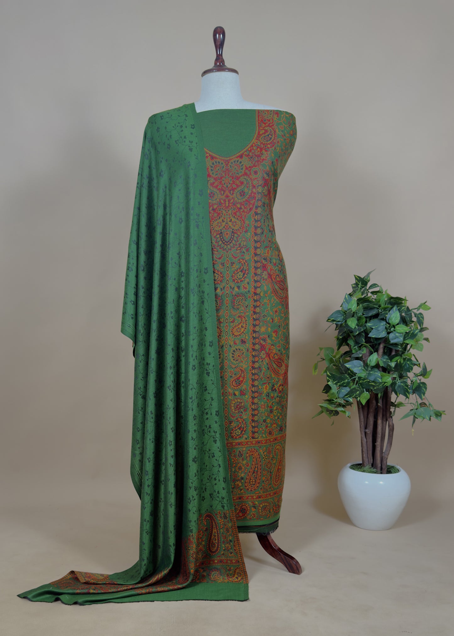 Green Handloom Pashmina Suit With Kani Zari Weaving