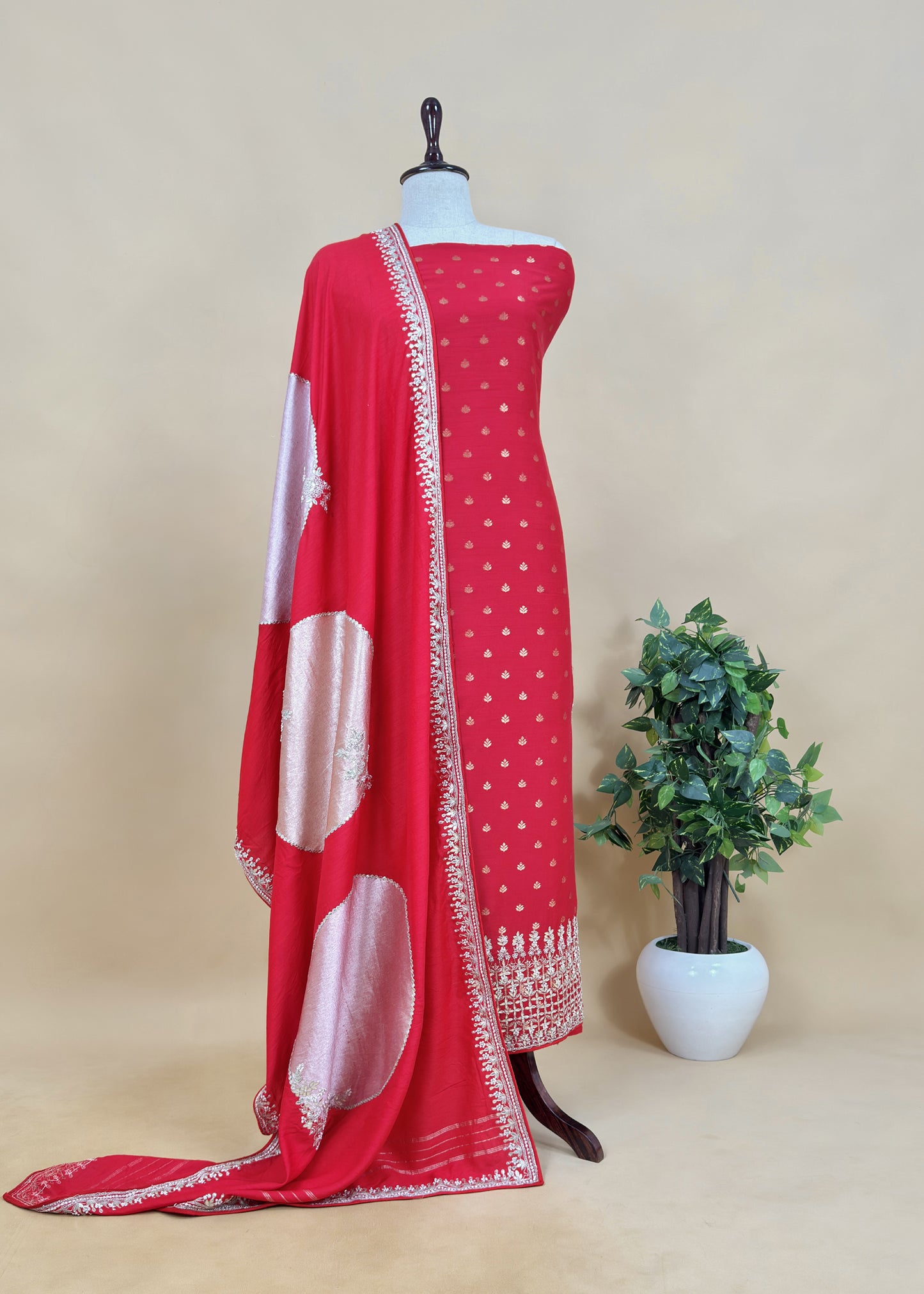 Laal Shagun Handloom Silk Suit Set With Appliqué, Dabka And Gotta Pati Handwork