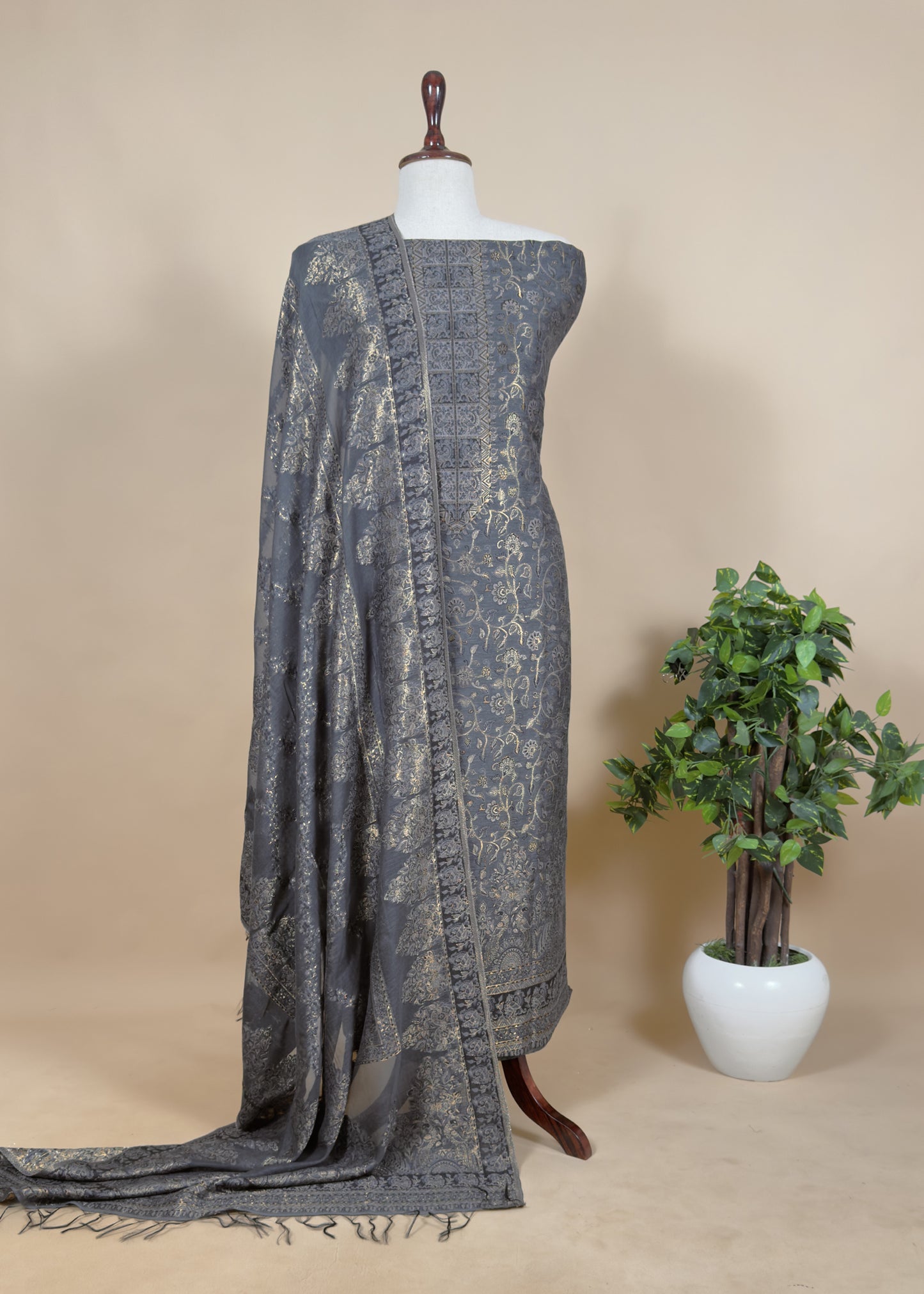 buy premium kani silk suit online