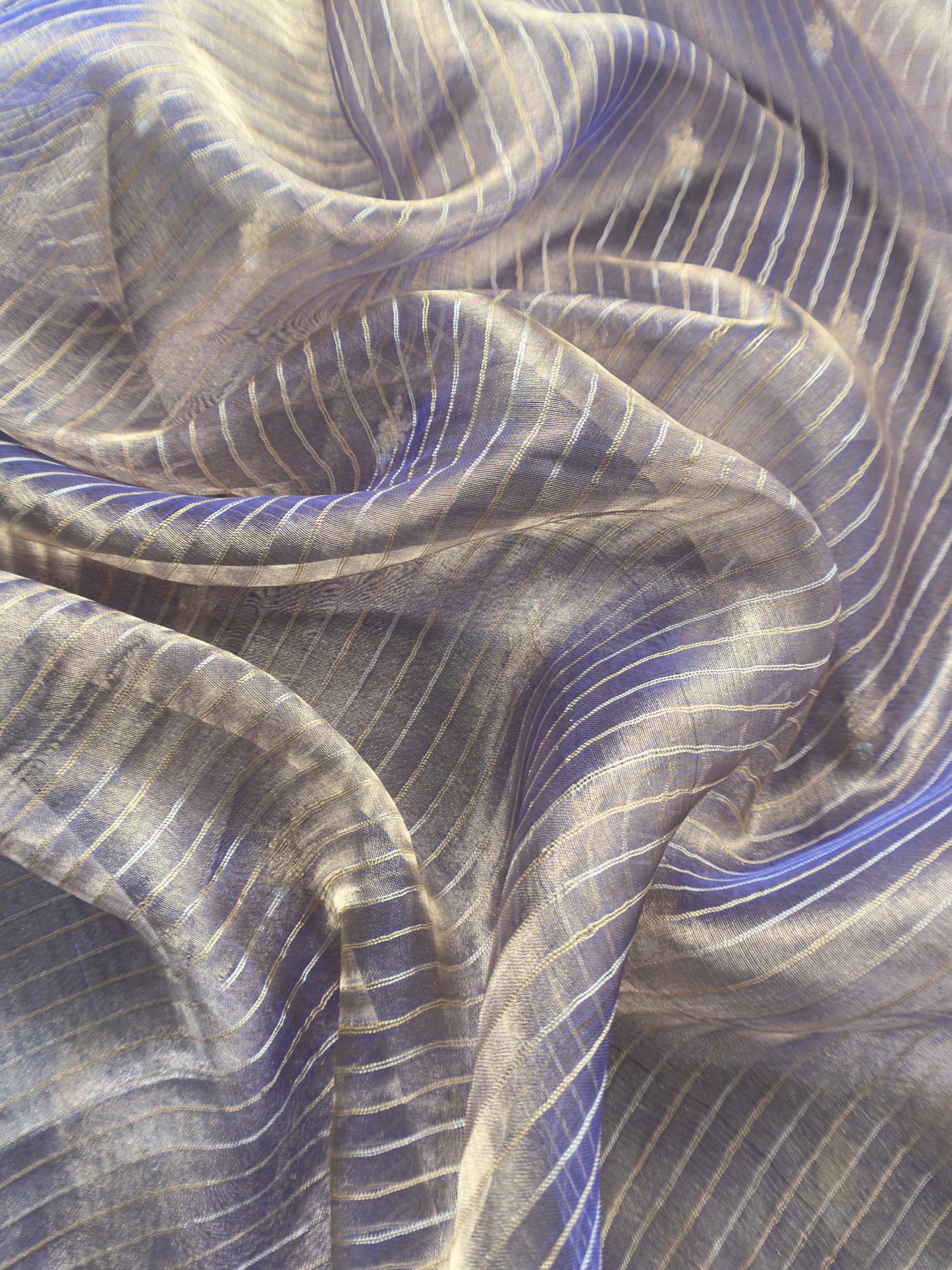 Kalasheel Luxe Handwoven Banarasi Tissue Dupatta-Suit