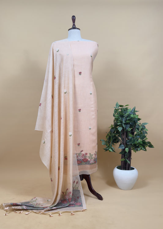 Peach Lotus And Swans Jamdani Suit In Linen Chanderi