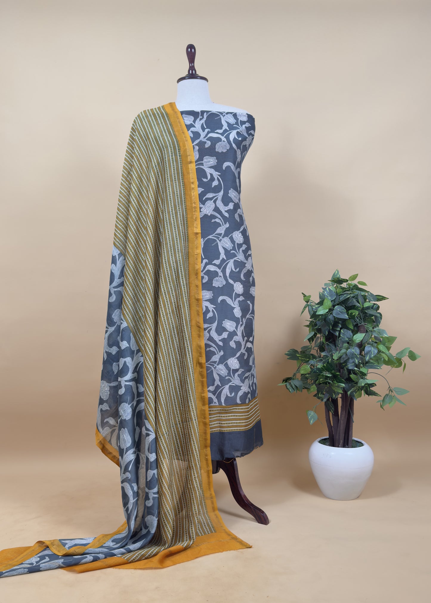 Charcoal Grey And Firozi Pure Maheshwari Silk Suit