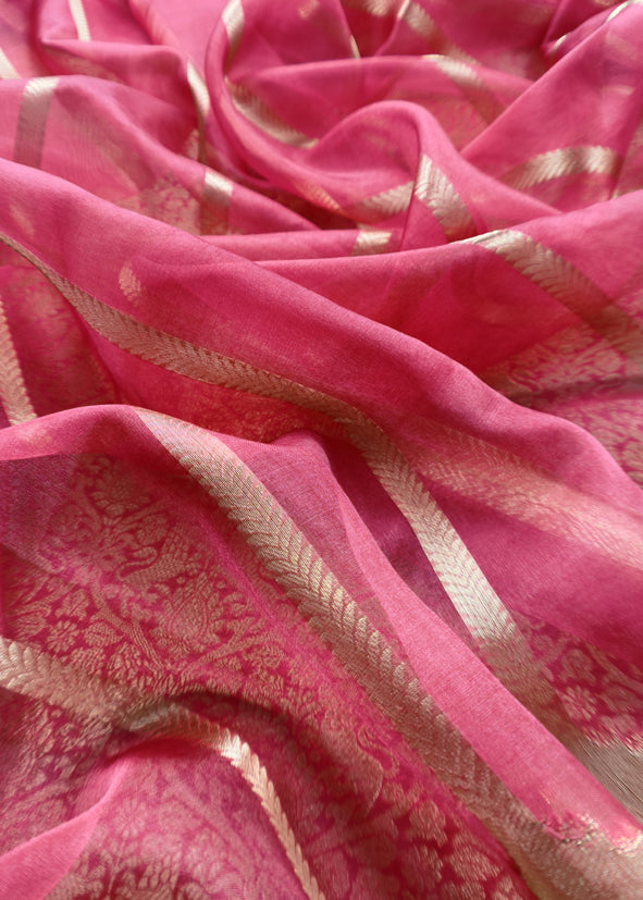 Redish Pink Brocade Kurta With Organza Dupatta