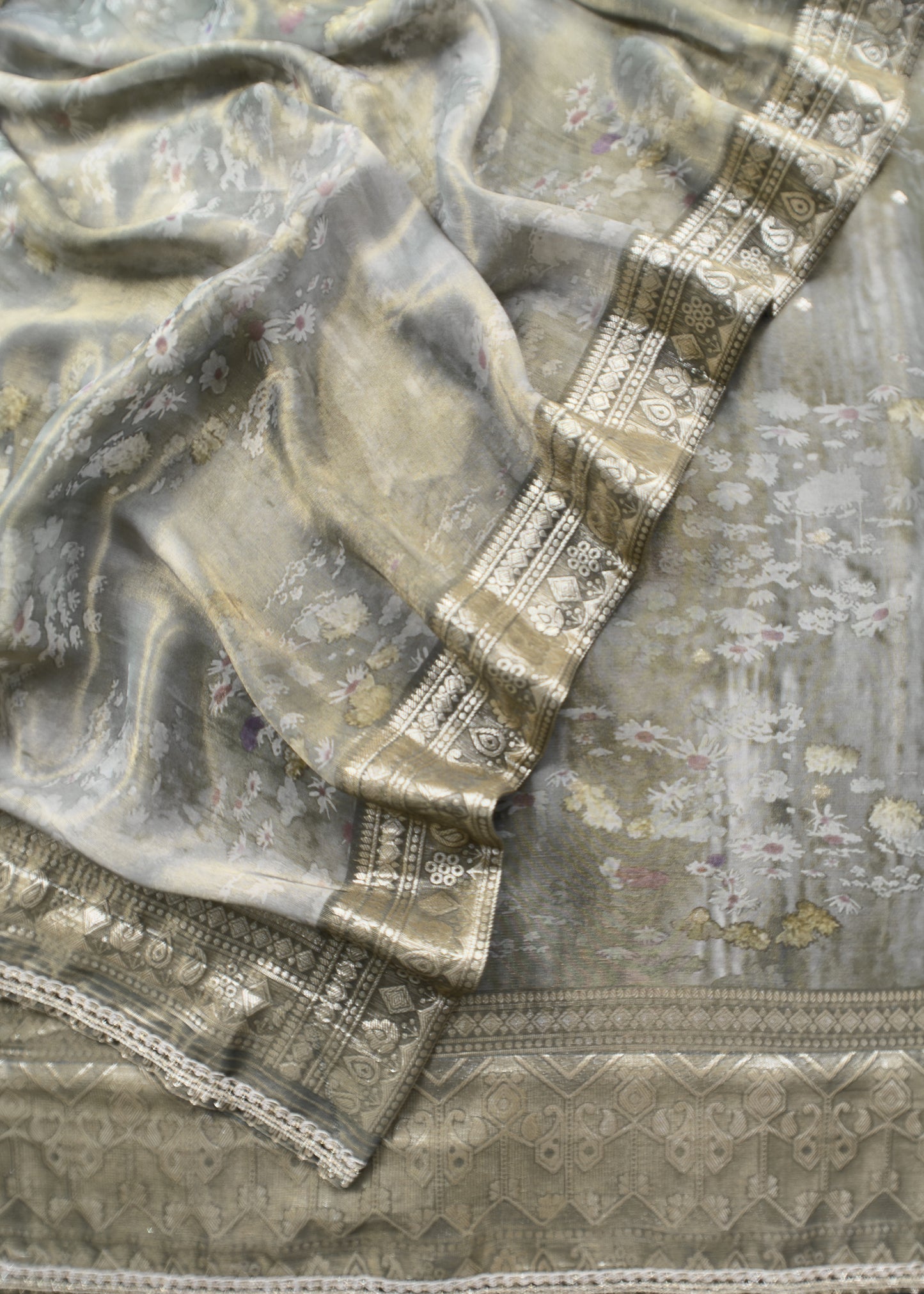 Unstitched Tissue Suit Set