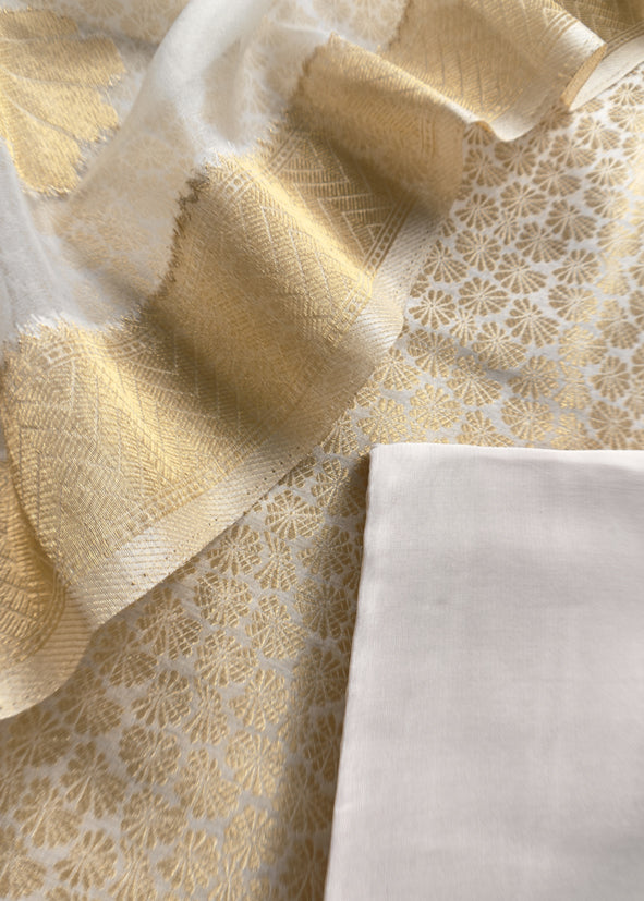 Off White Brocade Kurta With Organza Dupatta