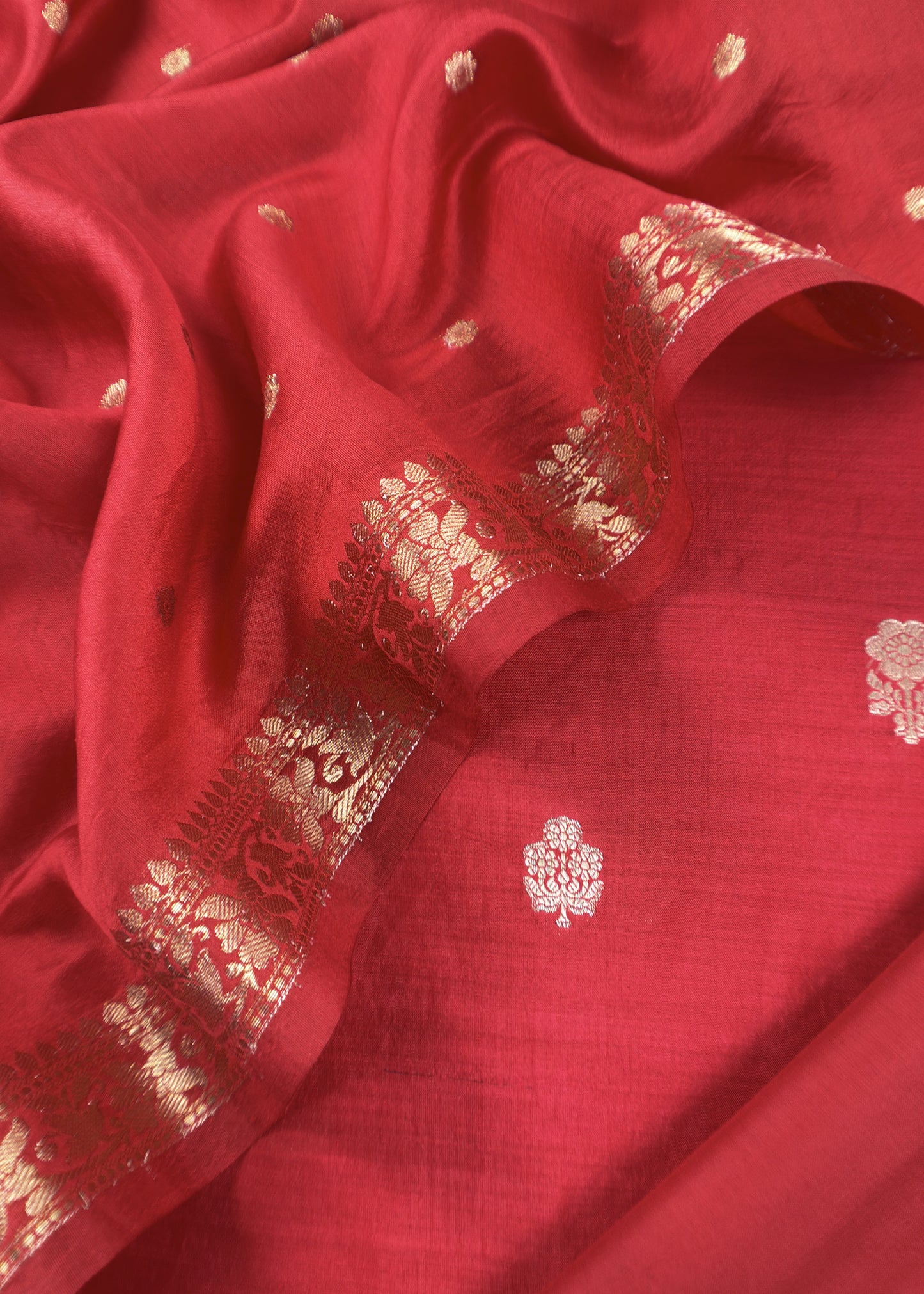 Red Handloom Munga Silk Suit With Zari Weaving