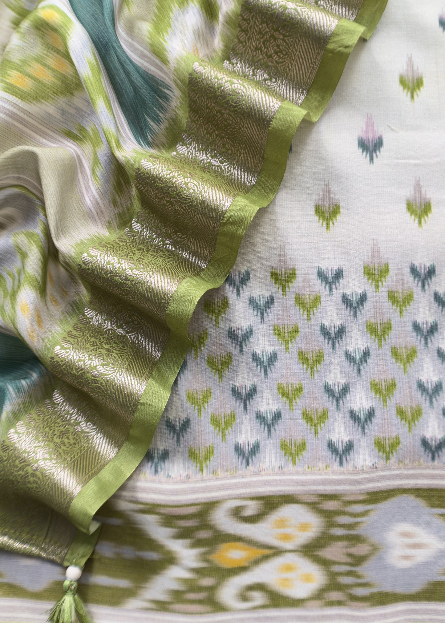 Emerald Green Handloom Ikkat Chanderi Suit Fabric With Maheshwari Border