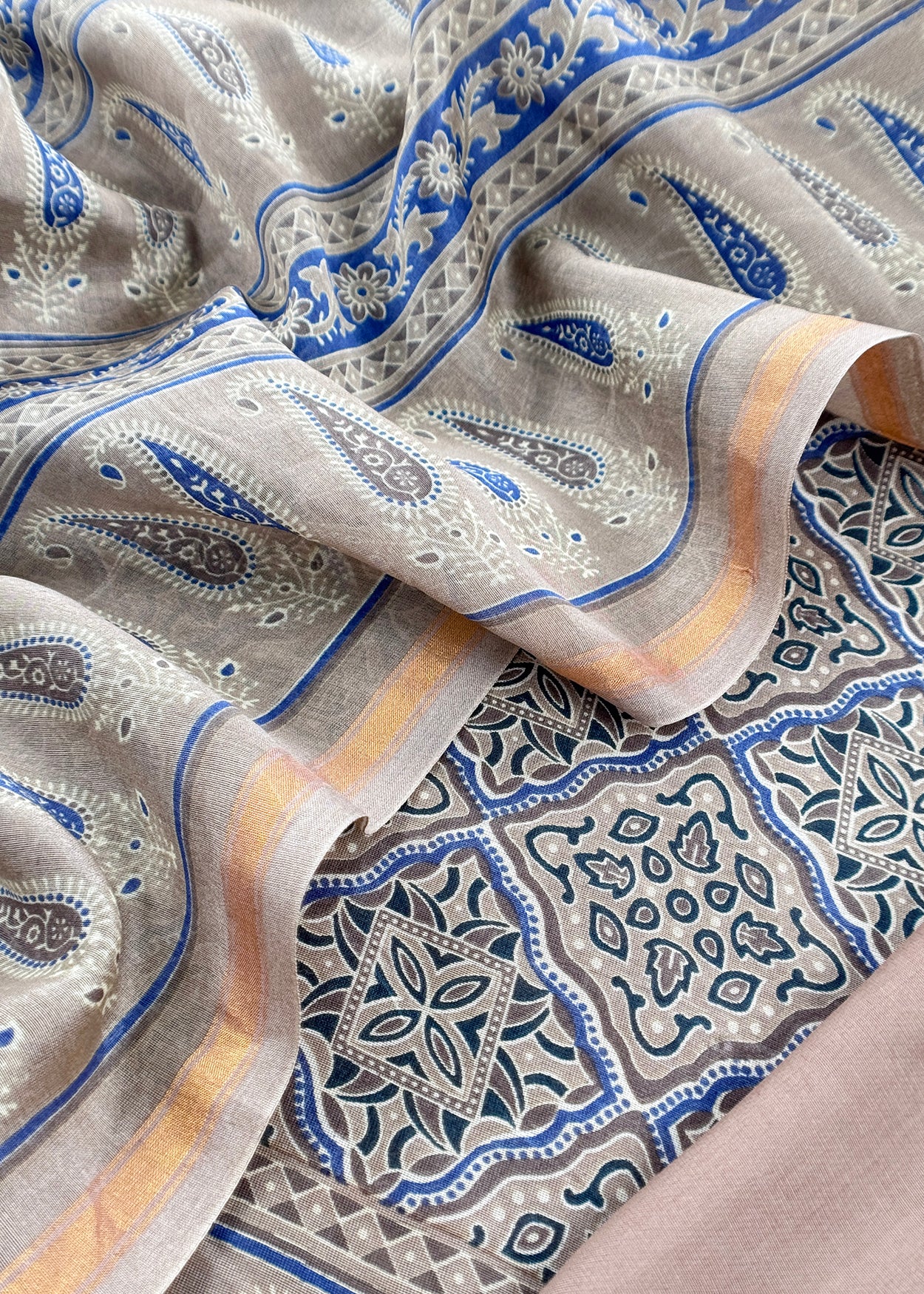 Maheshwari silk suit gifting for women