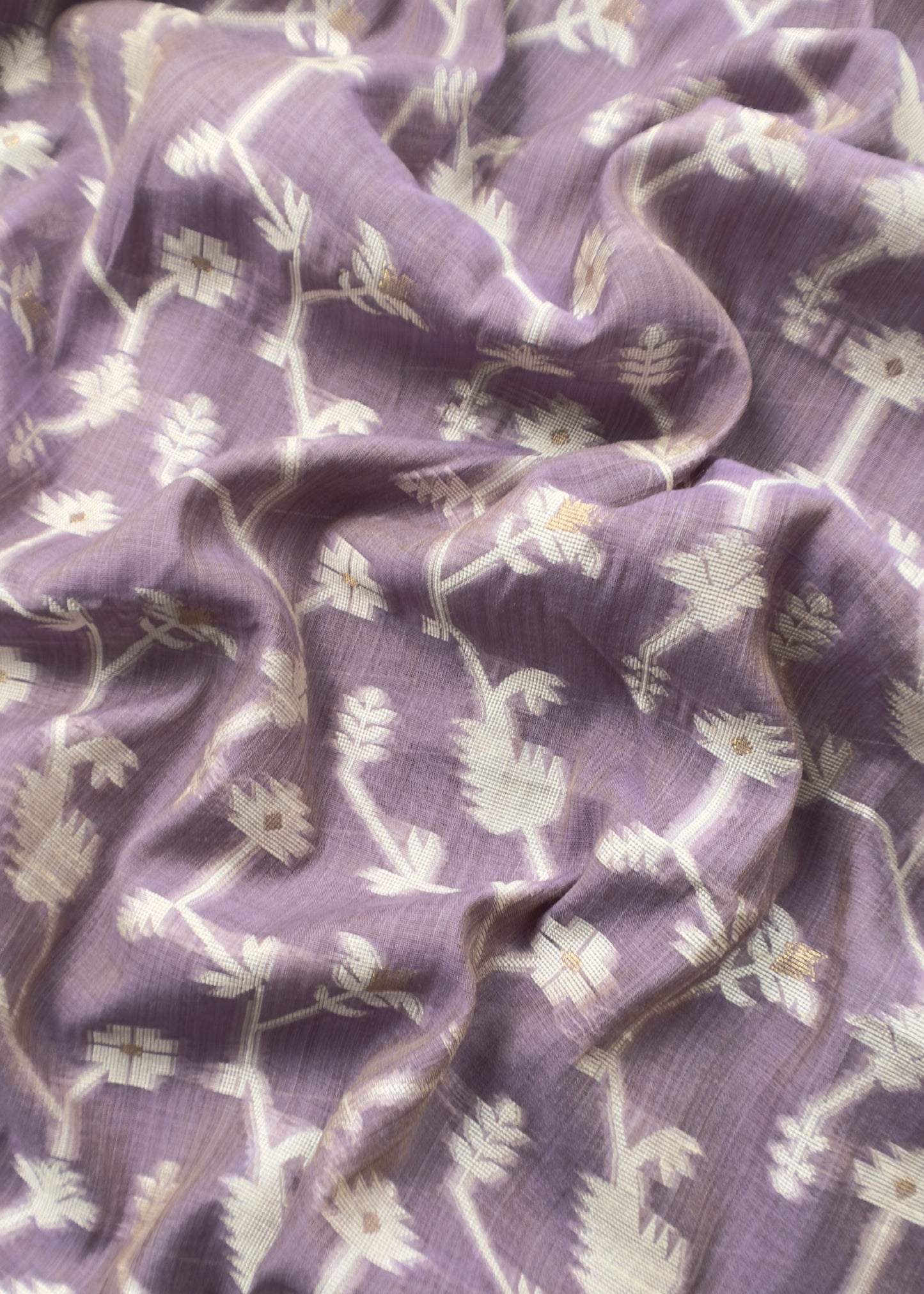 jamdani weaved suit for gifting mom