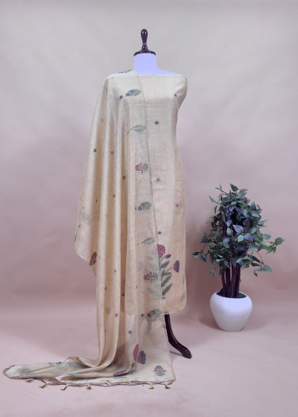 Light Pink Chanderi Dupatta-Suit with Phool Jamdani weaving and gold detailings
