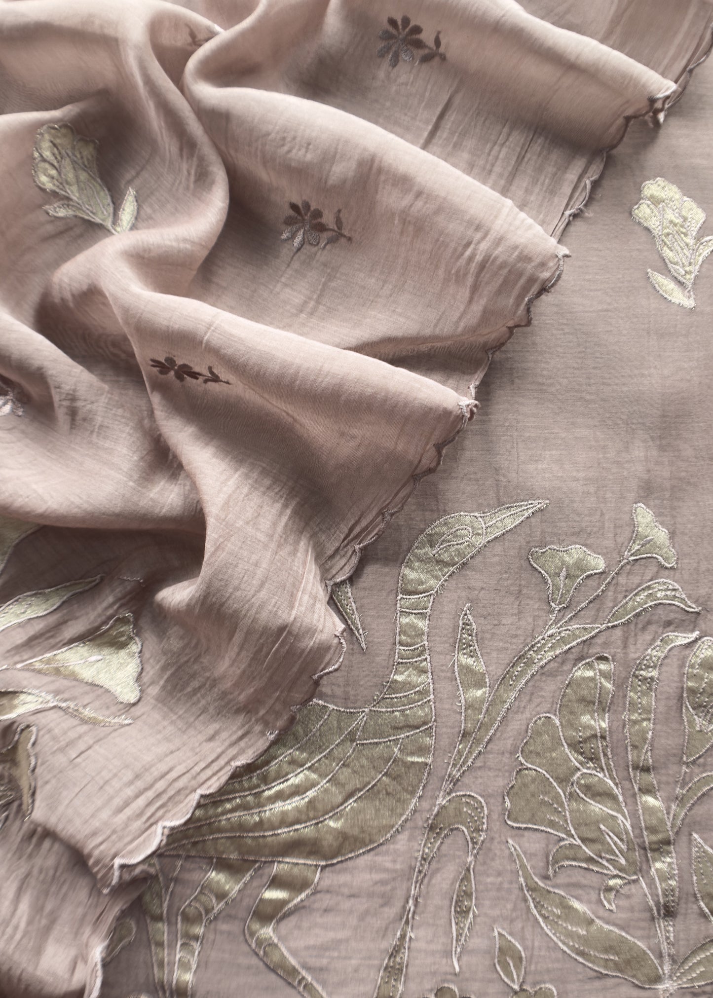 Saddle Brown Presenting Our Pure Mul Cotton Unstitched Dupatta Suit With Tissue Appliqué Work.