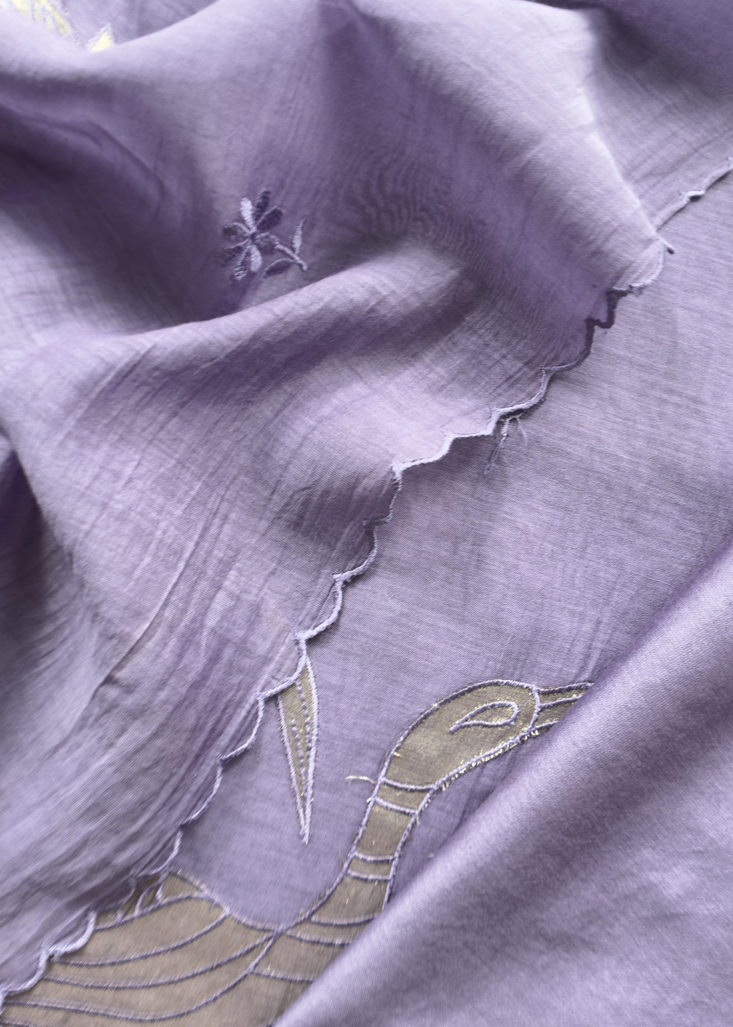 Medium Purple Presenting Our Pure Mul Cotton Unstitched Dupatta Suit With Tissue Appliqué Work.