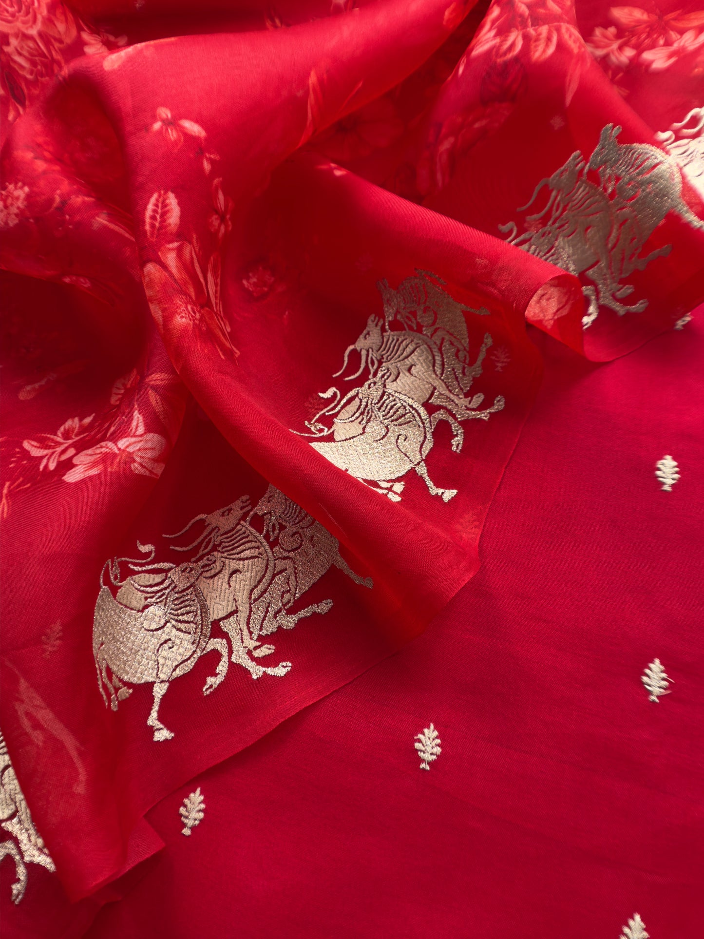 The Red Sikhagarh Handloom Organza Silk Suit With Floral Dupatta And Zari Embroidery