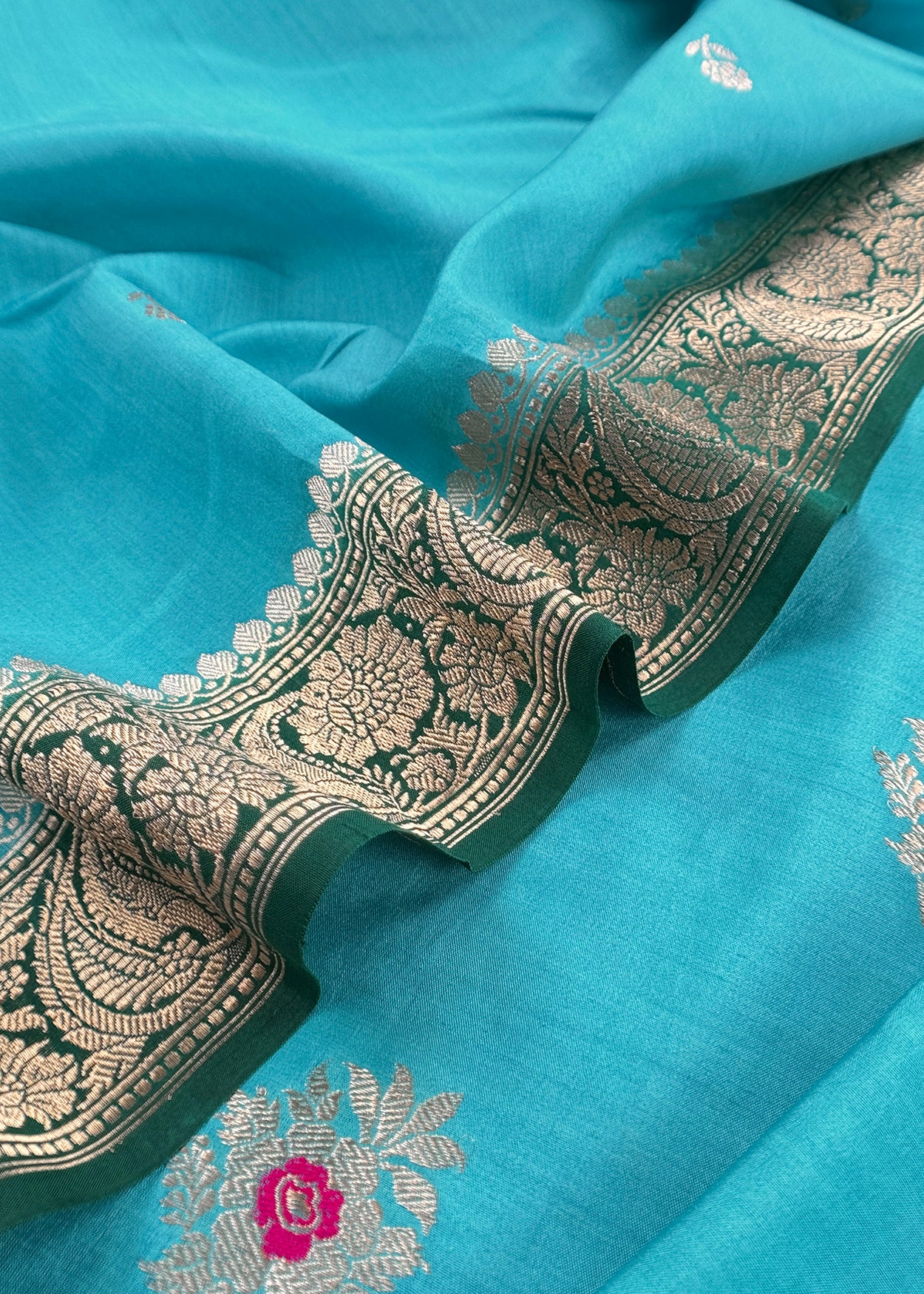 Blue Green Handloom Banarasi Silk Kurta With Kadwa Meenakari Weaving