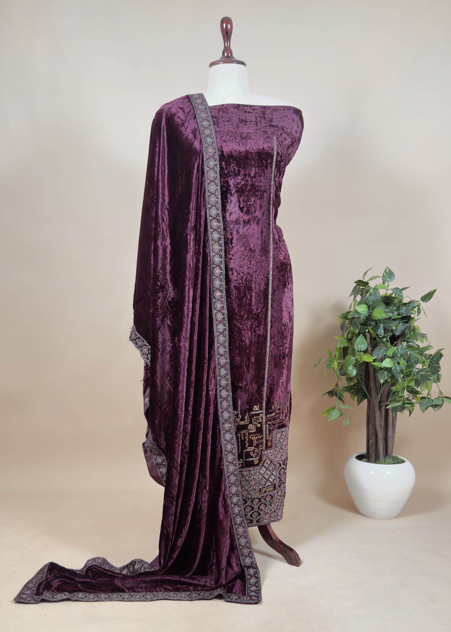 Green Embroidered Velvet Suit Set