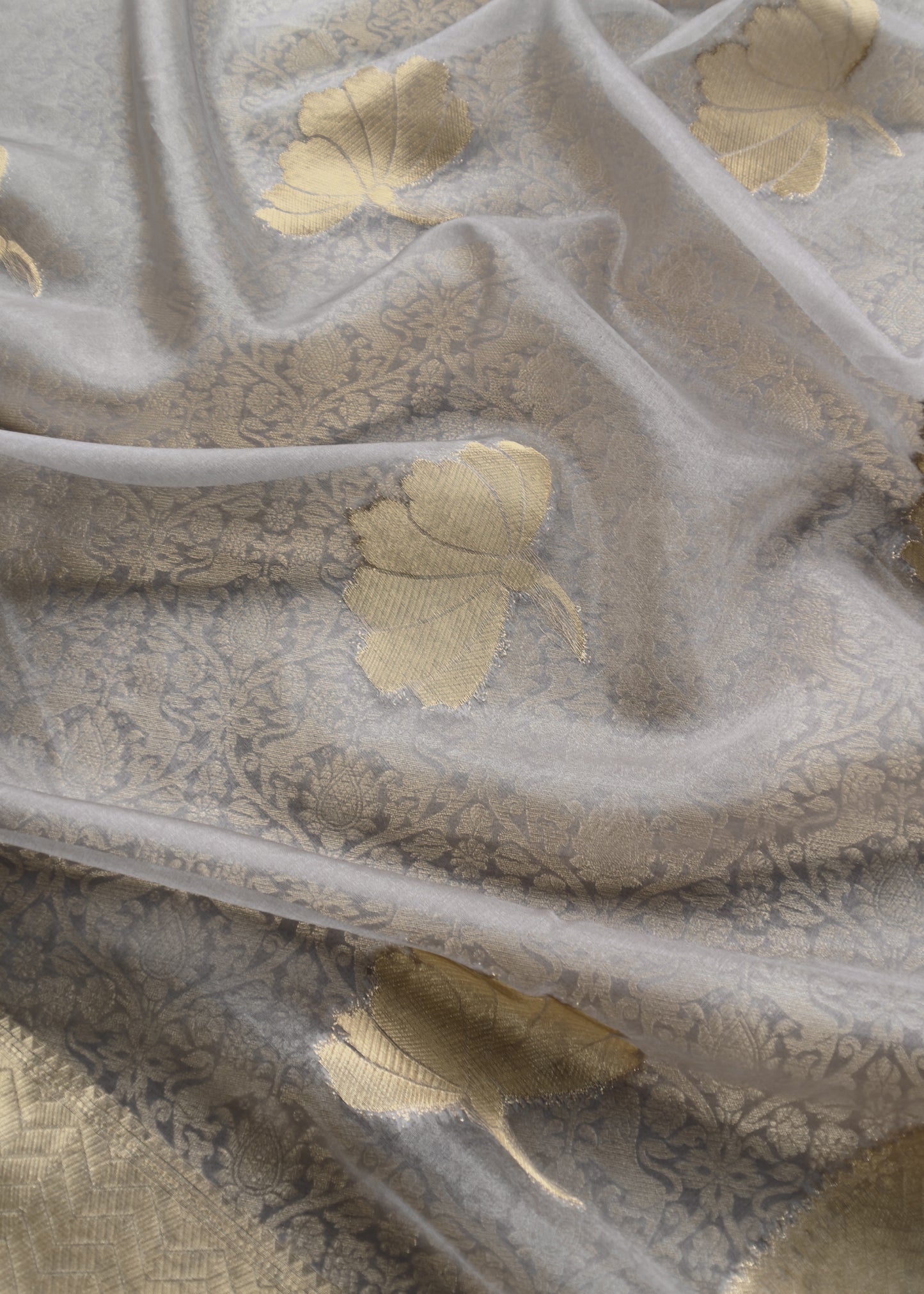 Wedding Wear Banarasi Suit In Silk
