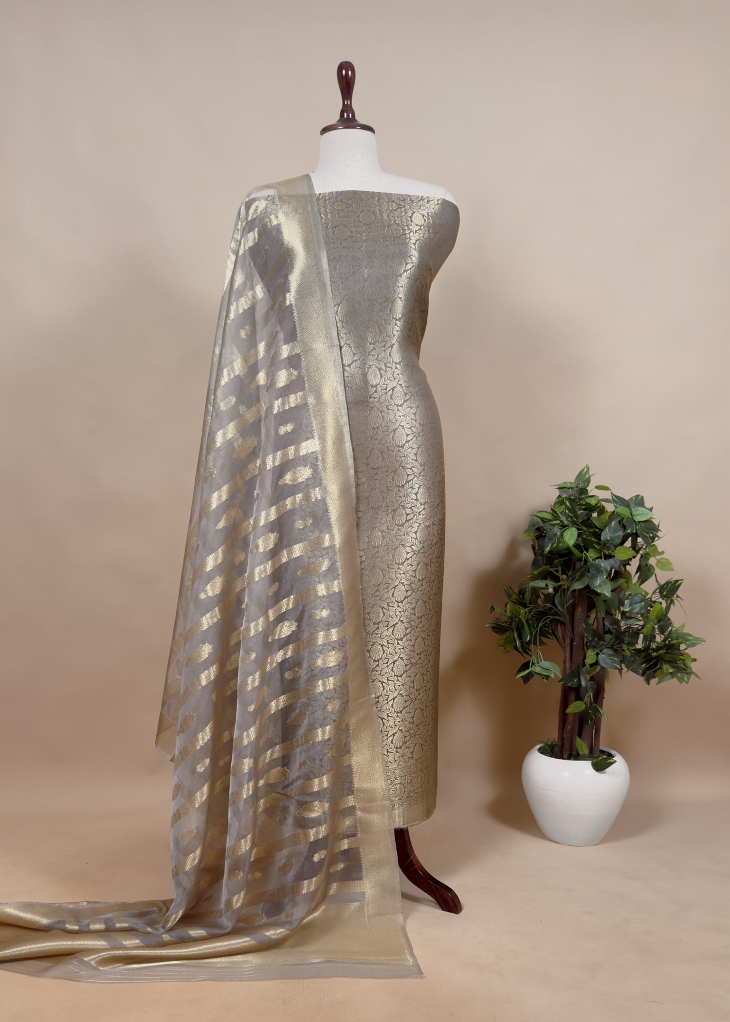 wedding wear organza suit set