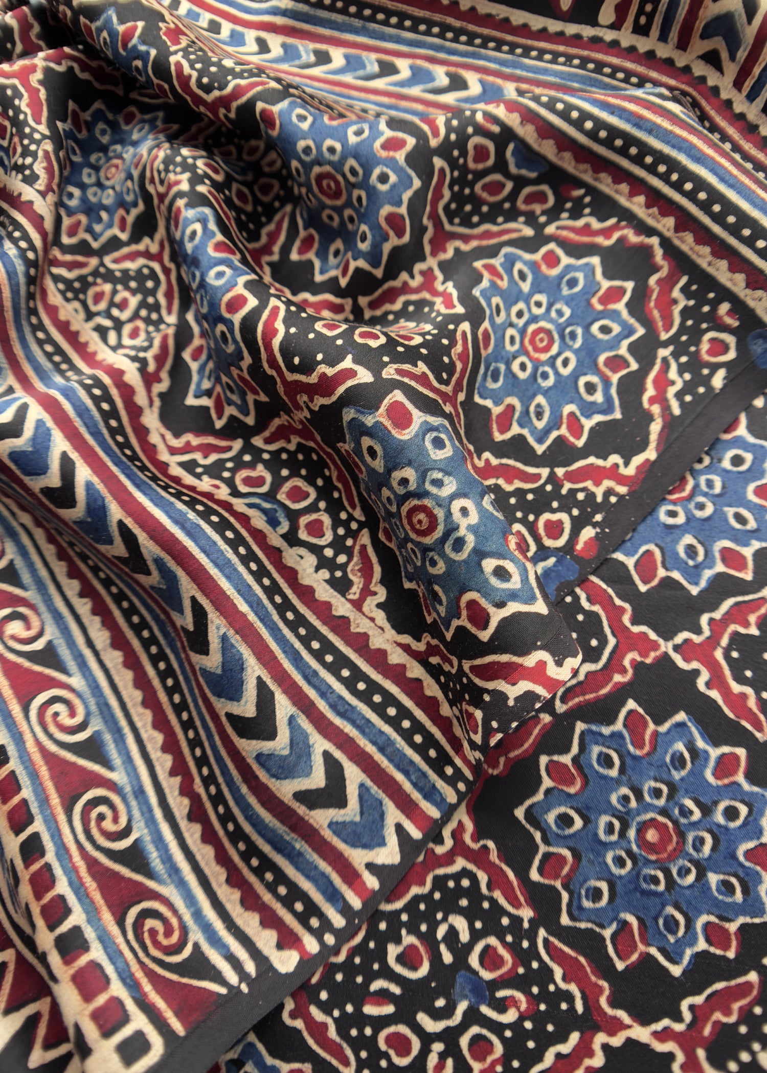 buy modal suit Online at the best price