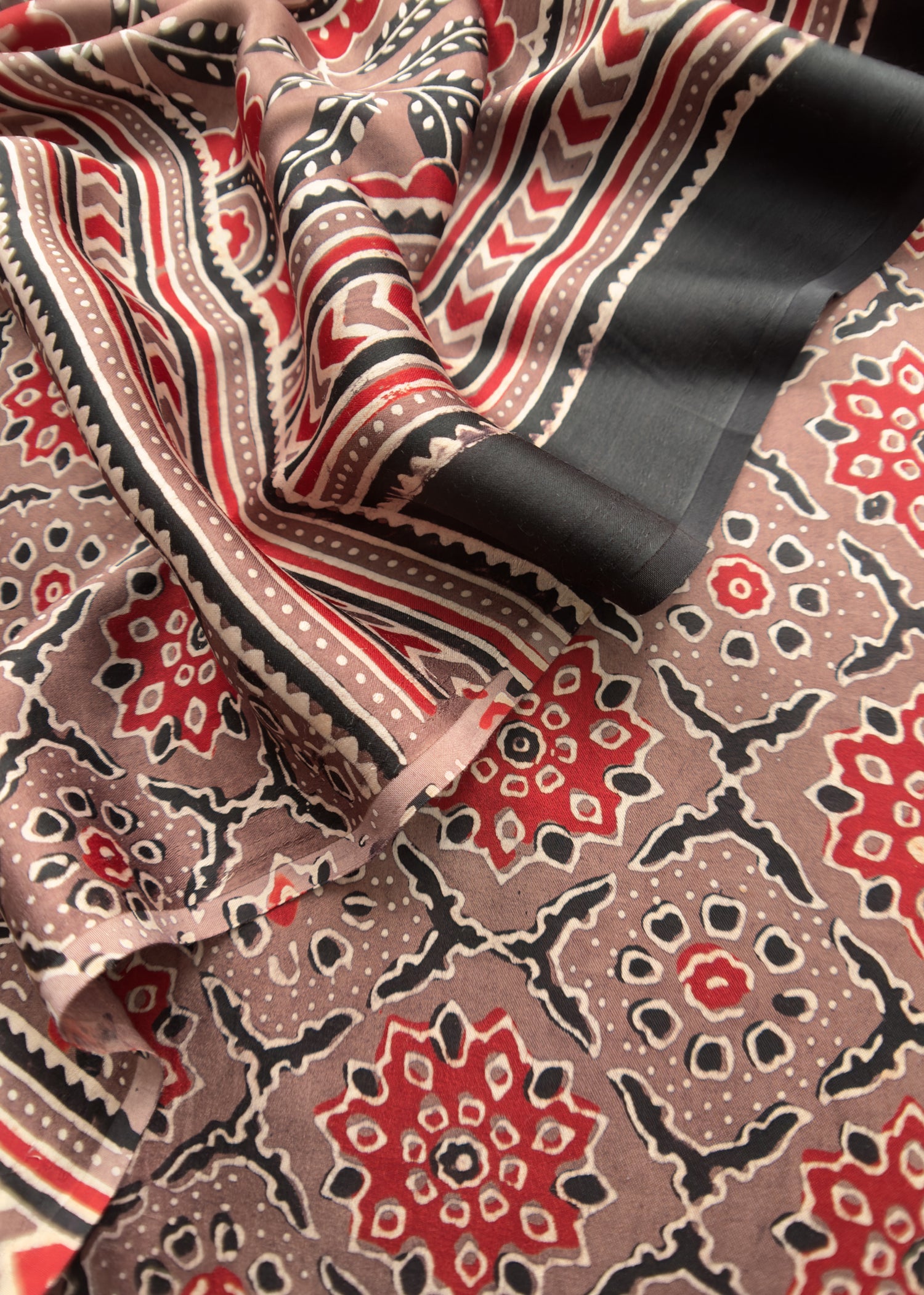 buy modal suit Online at the best price