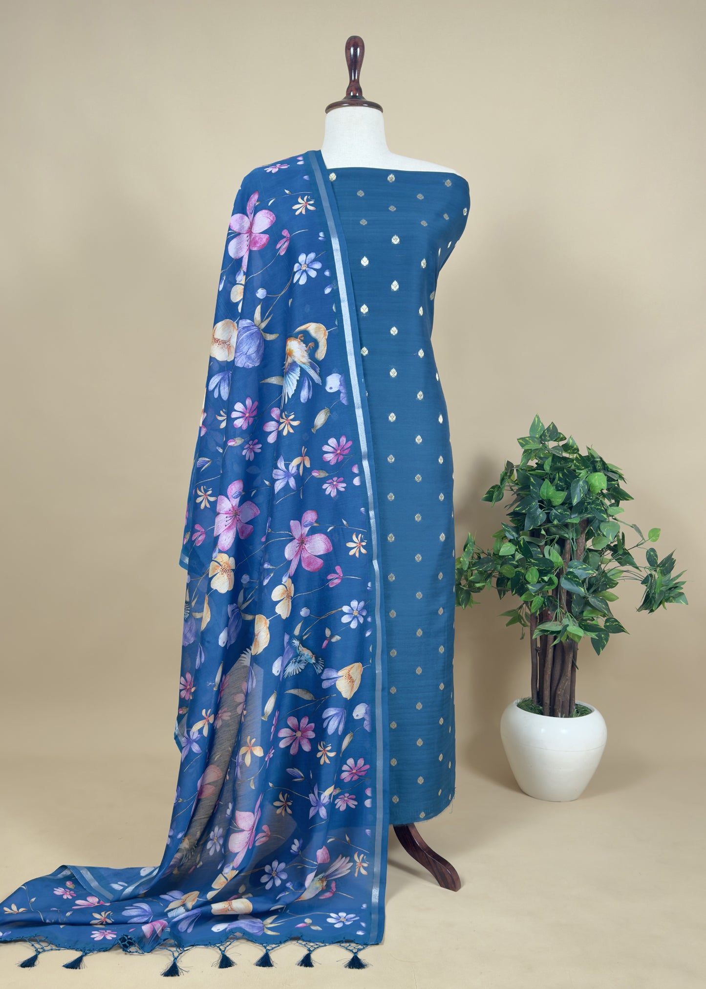 Indian Wear Ethnic Wear For Your Exclusive Collection