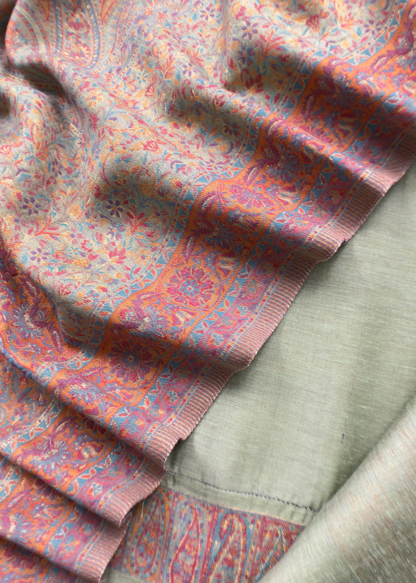 kani silk suit at the best price
