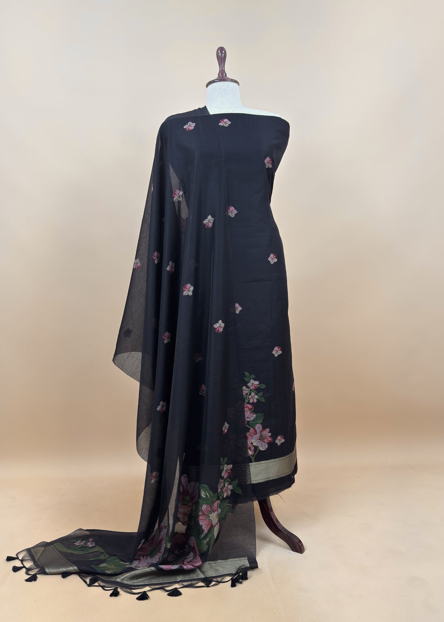 Premium quality jamdani suit for women