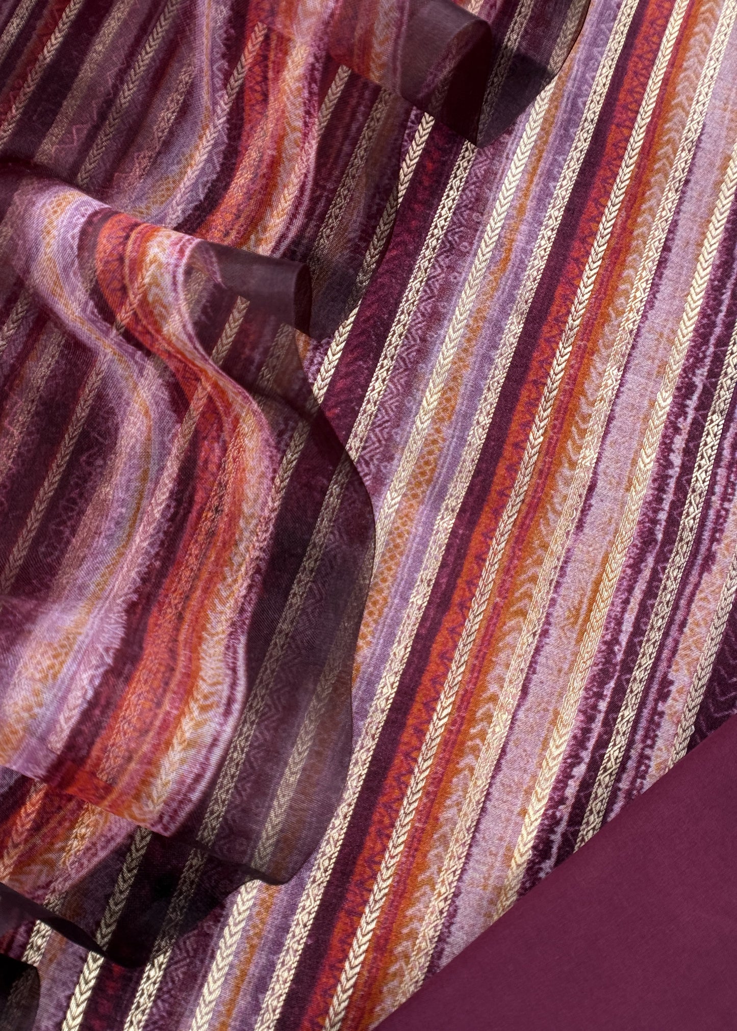 Chiniya Silk Suit Set With Organza Dupatta