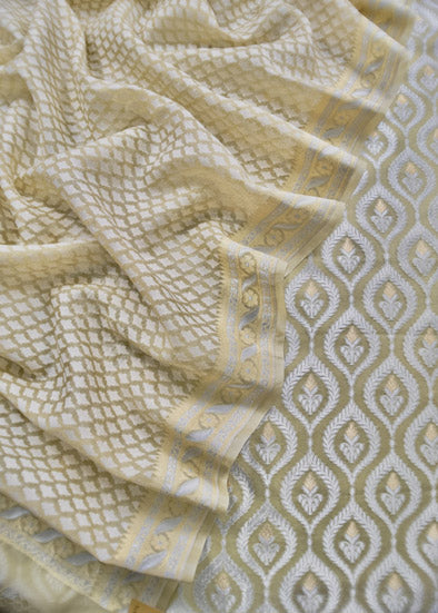 Green Handloom Kora Silk With Kadwa Weaves