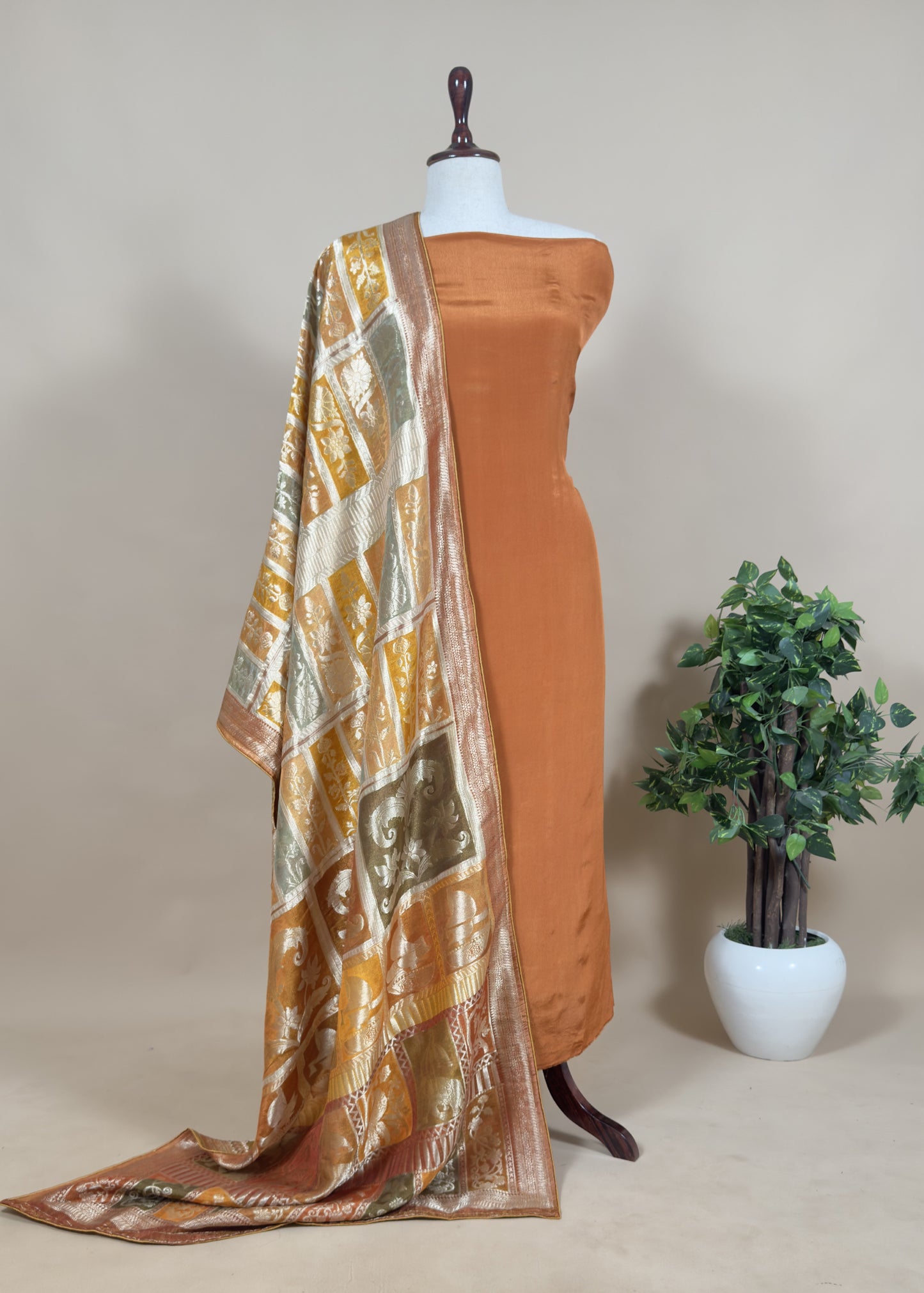 wedding wear bandhej suit