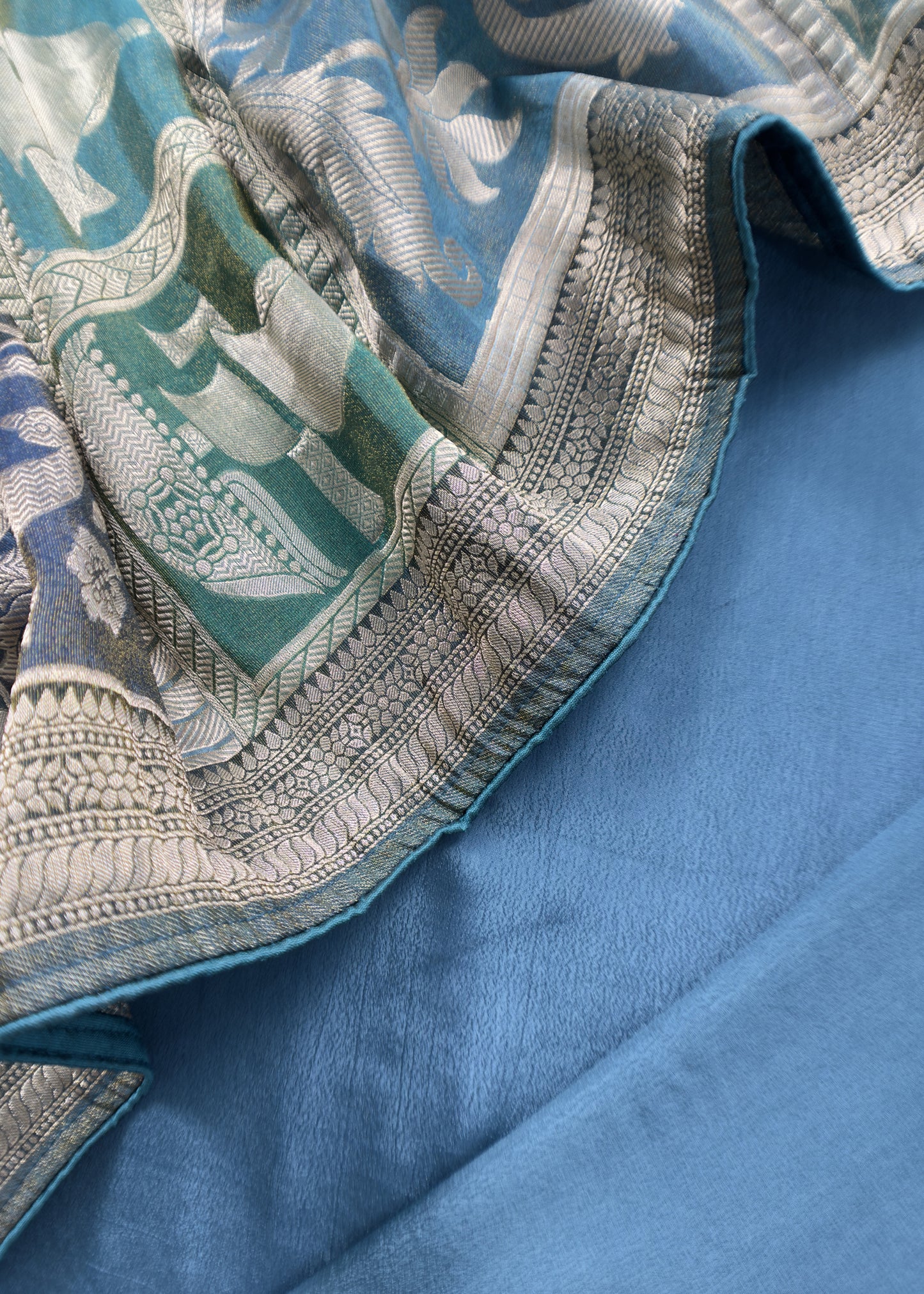 buy premium kani silk suit online