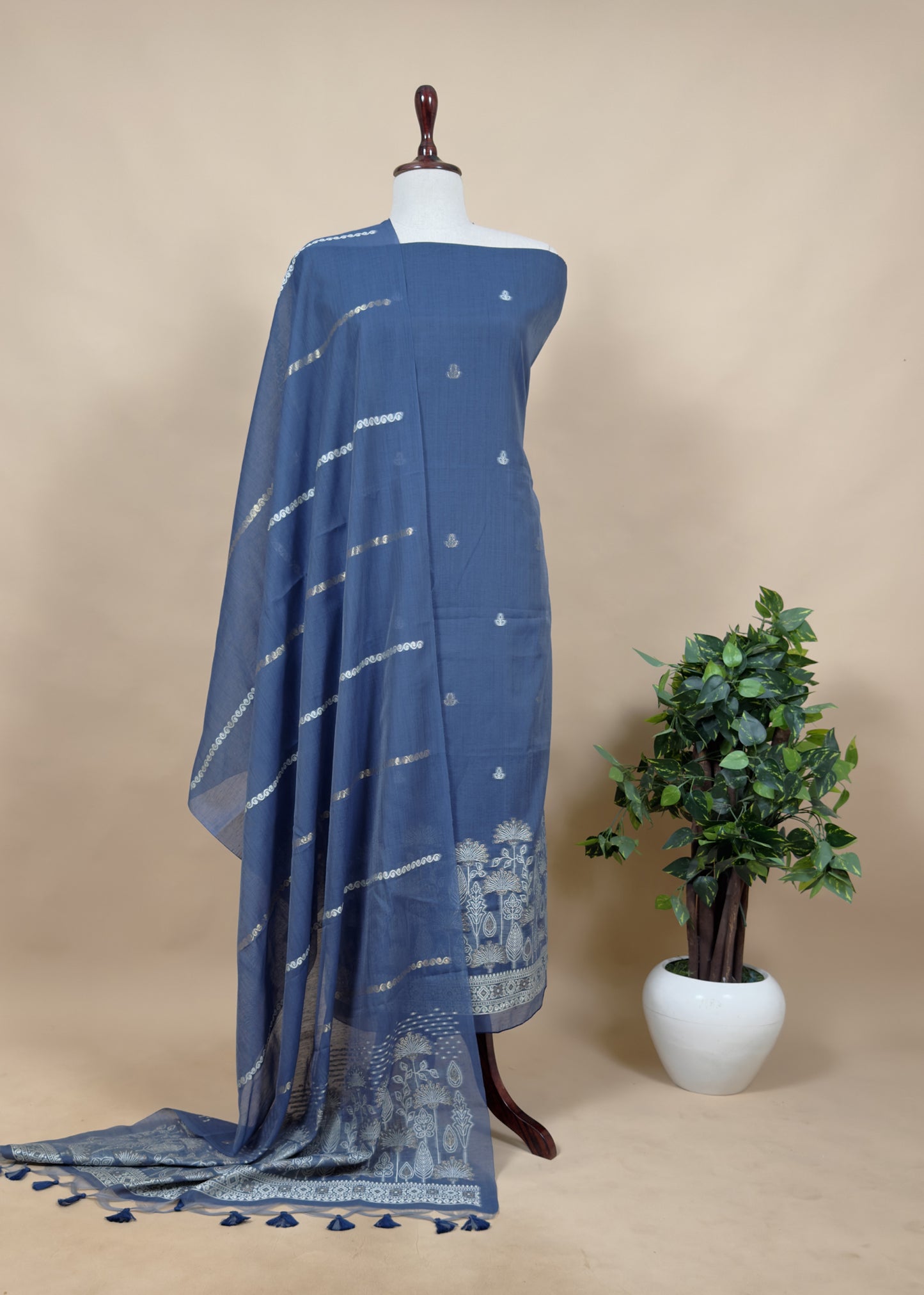 Blue Jamdani Weaved Suit Fabric In Linen Chanderi