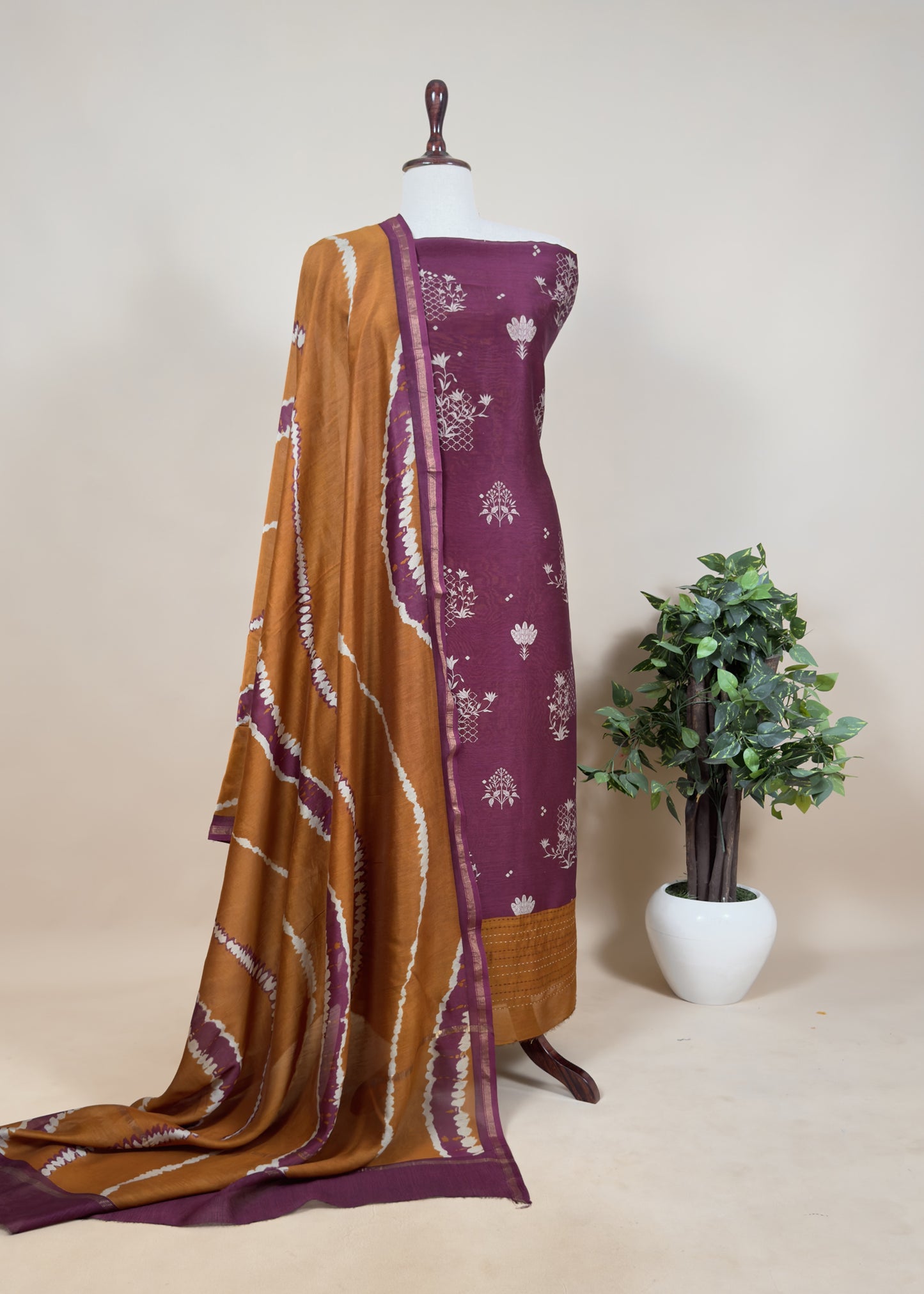 Sangria Orange Handloom Maheshwari Unstitched Suit Set With Kantha Embroidery