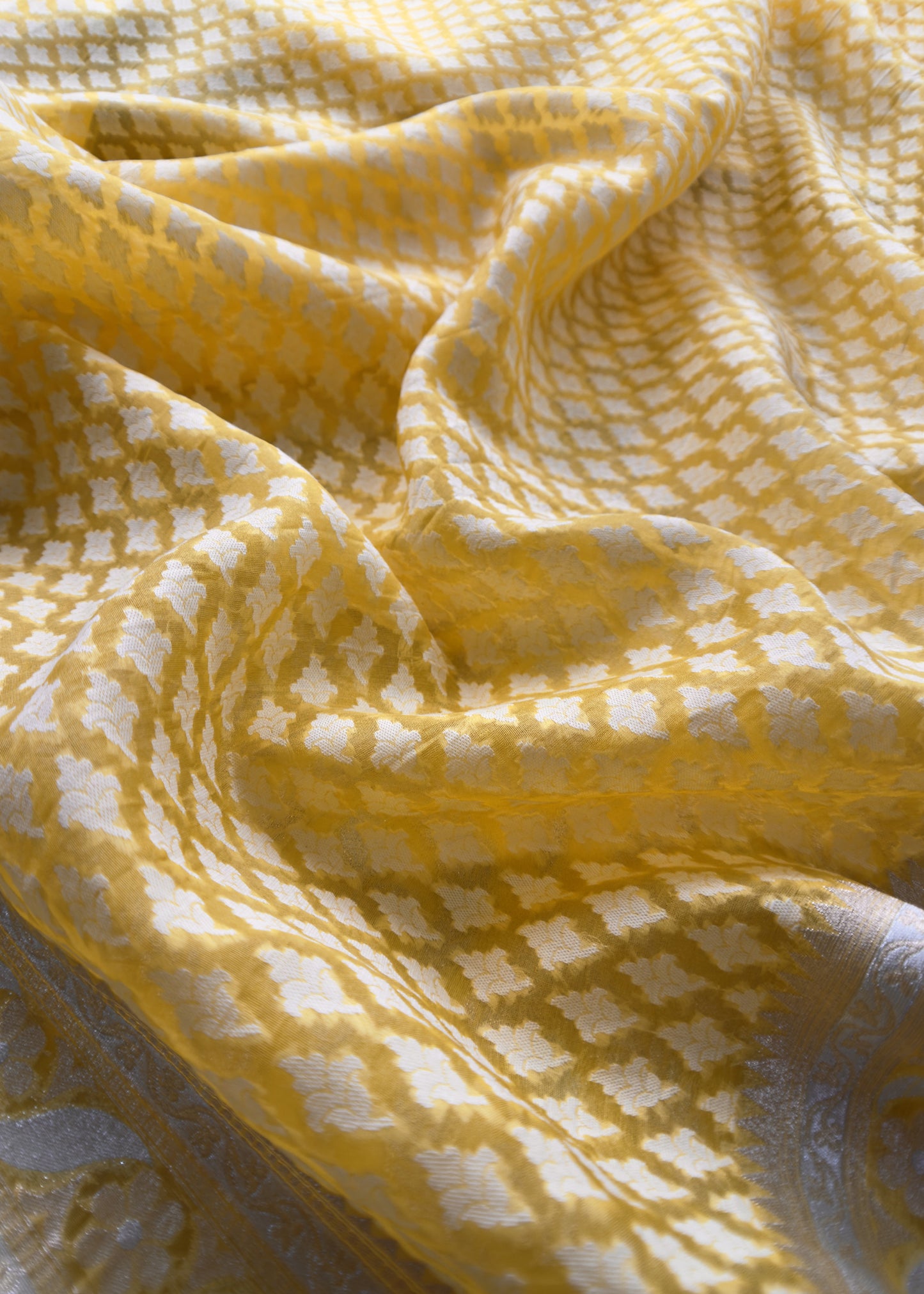 Yellow Handloom Kora Silk With Kadwa Weaves
