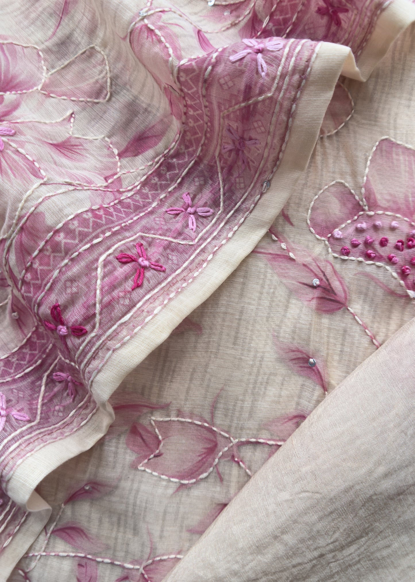 jamdani weaved suit for gifting mom